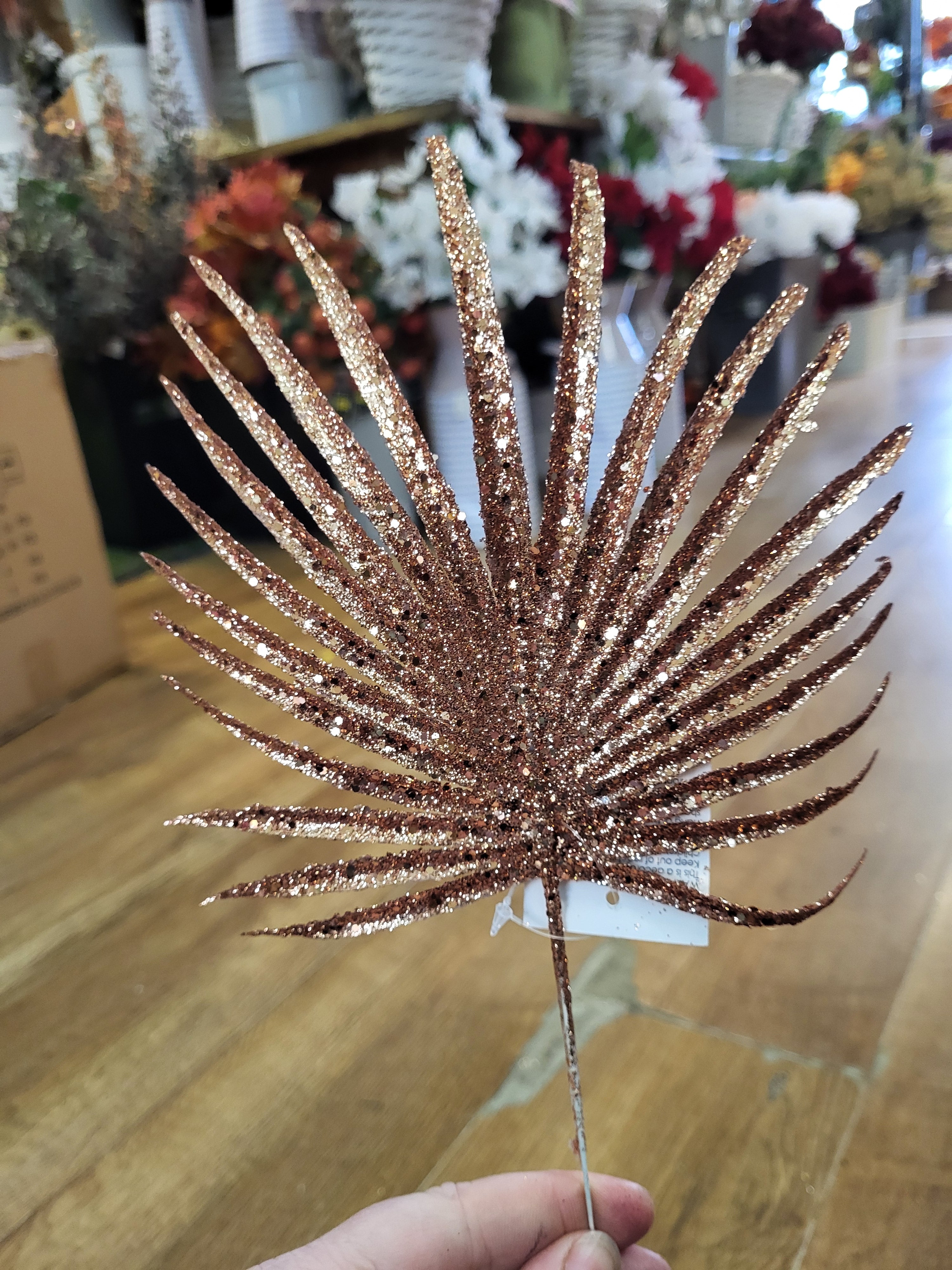 Rose gold glittered palm leaf pick  image 0
