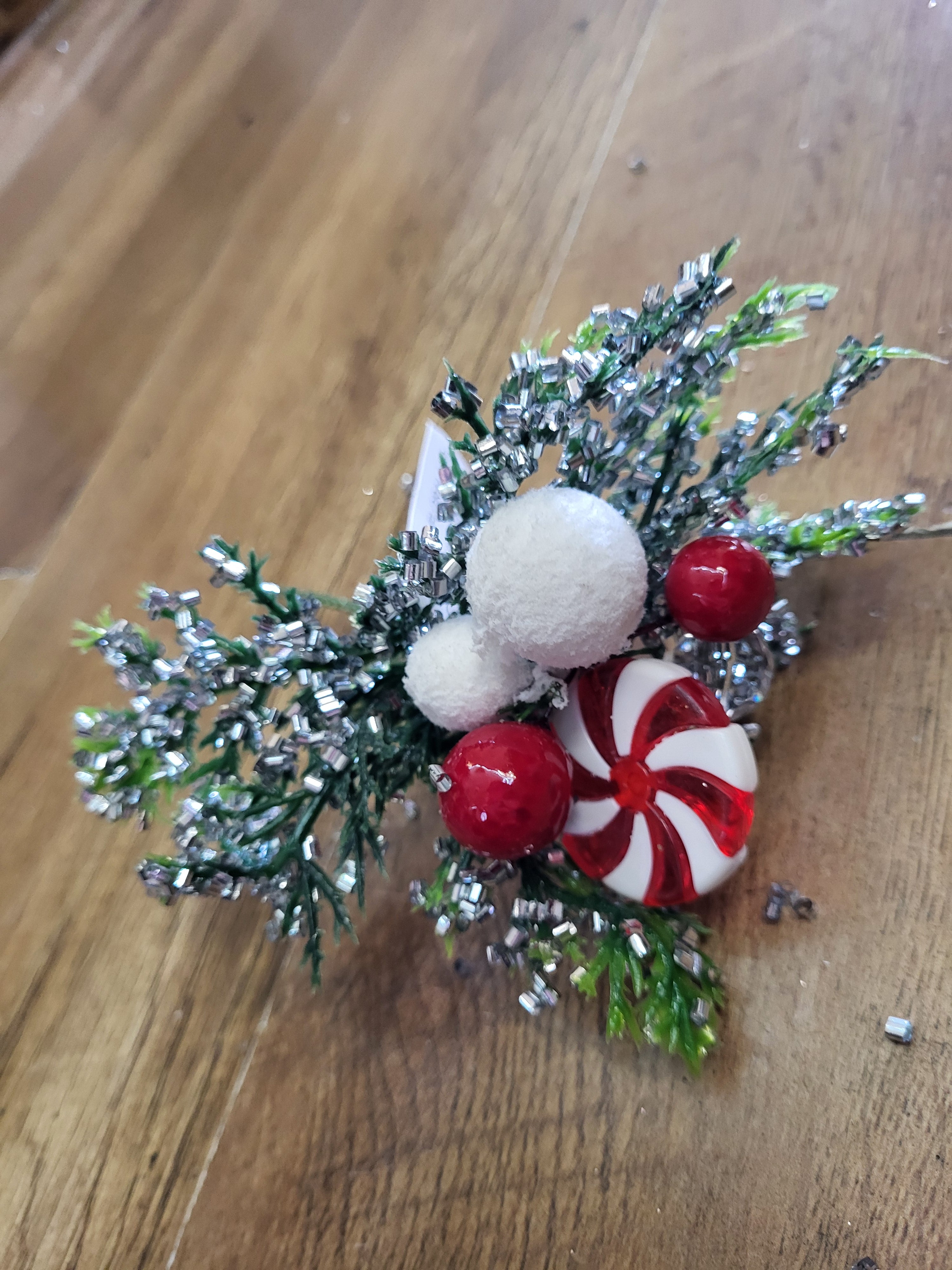 Candy swirl pick image 1