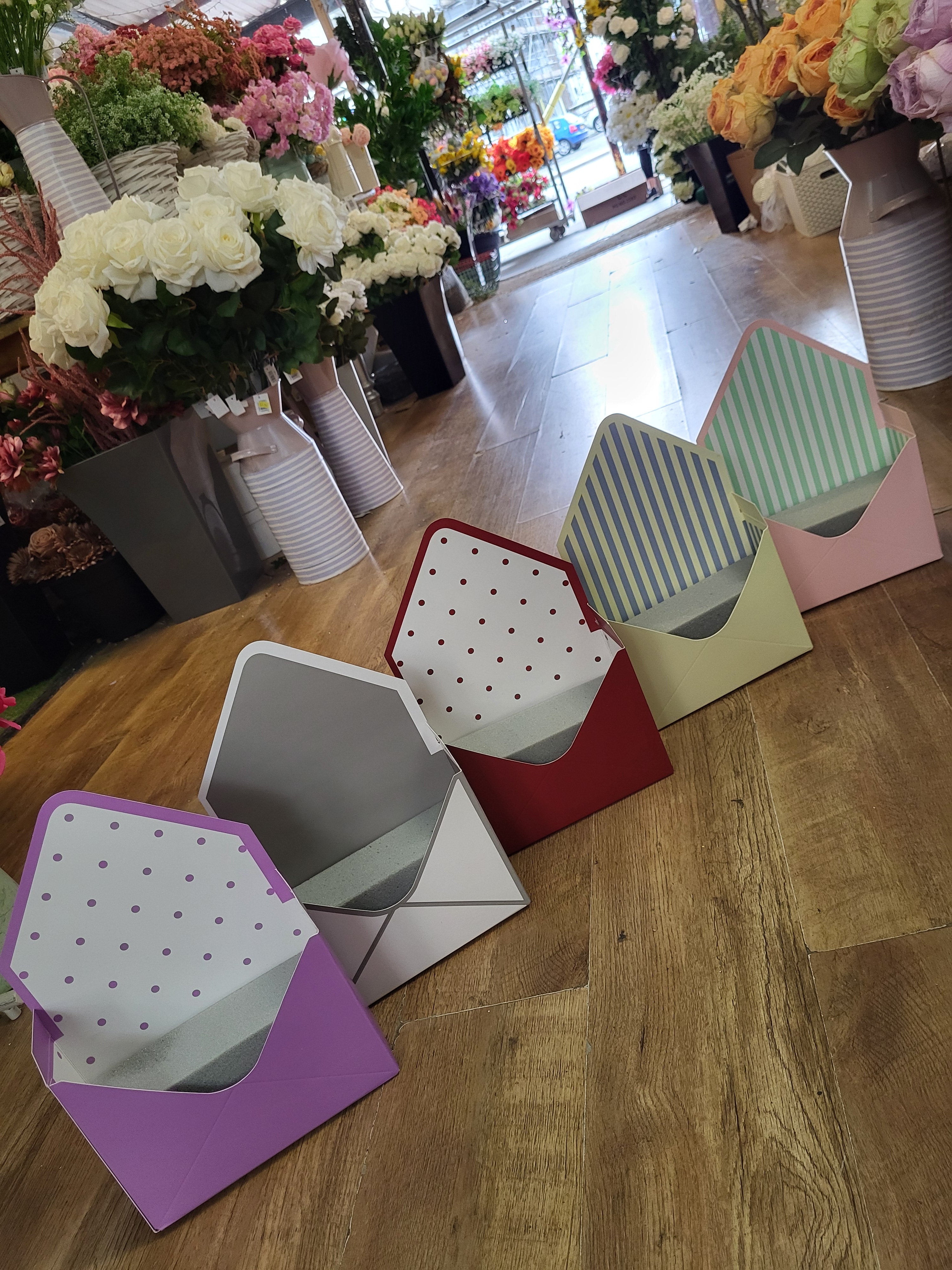 Floral Envelope box with dry oasis - 5 colours available image 0