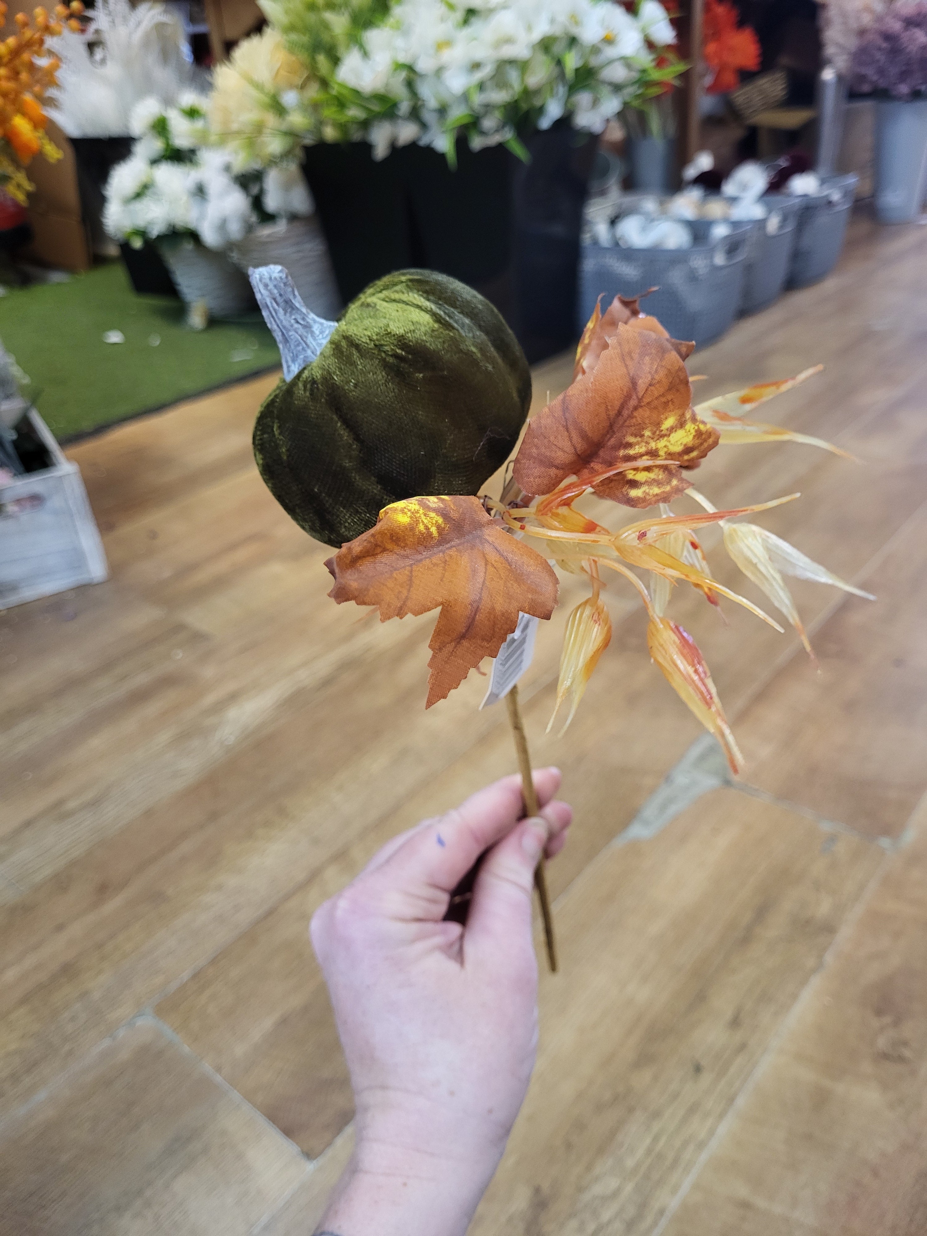 Medium Green velvet pumpkin stem  image 2