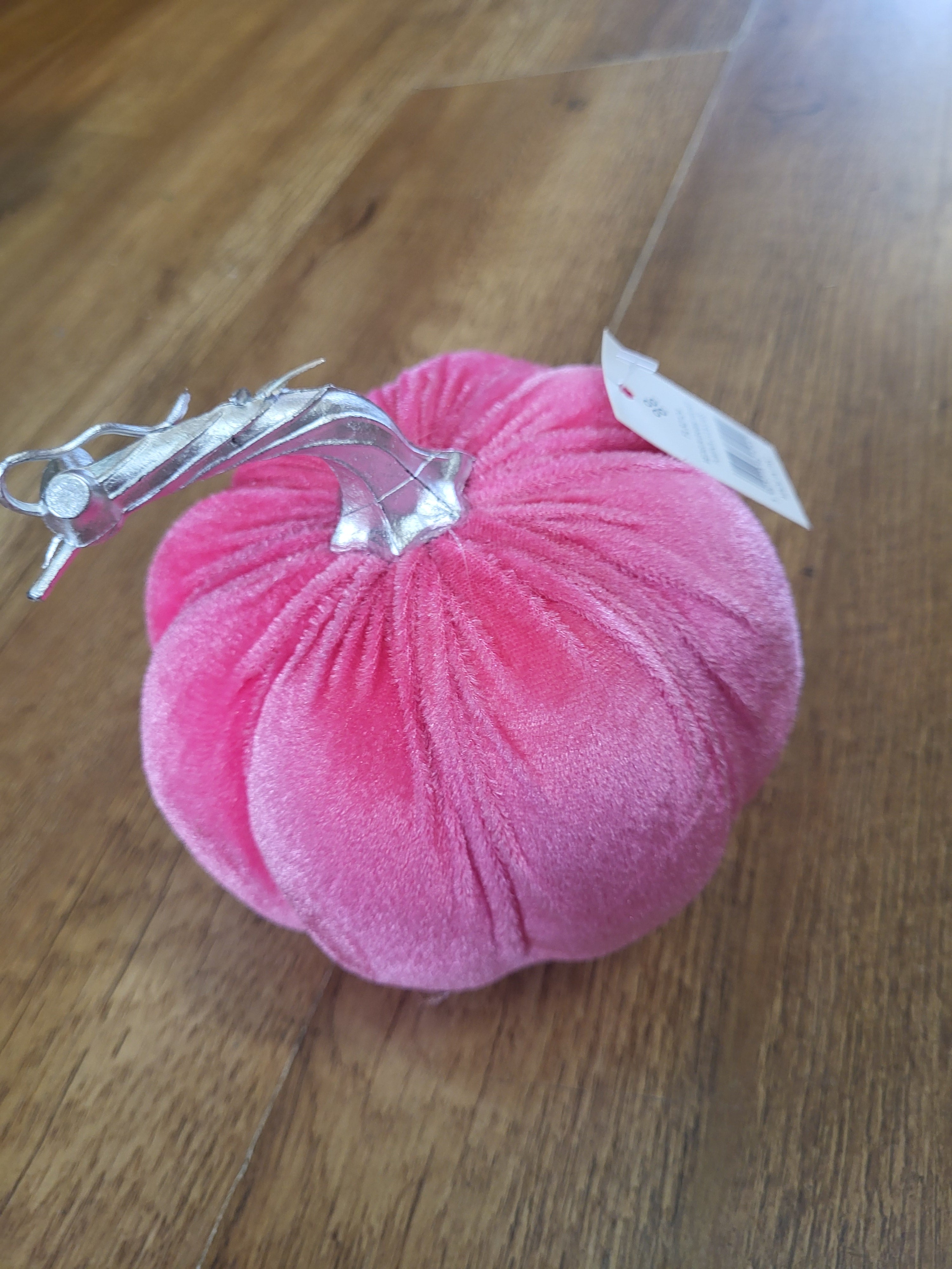 Medium 15cm pink velvet pumpkin image 1