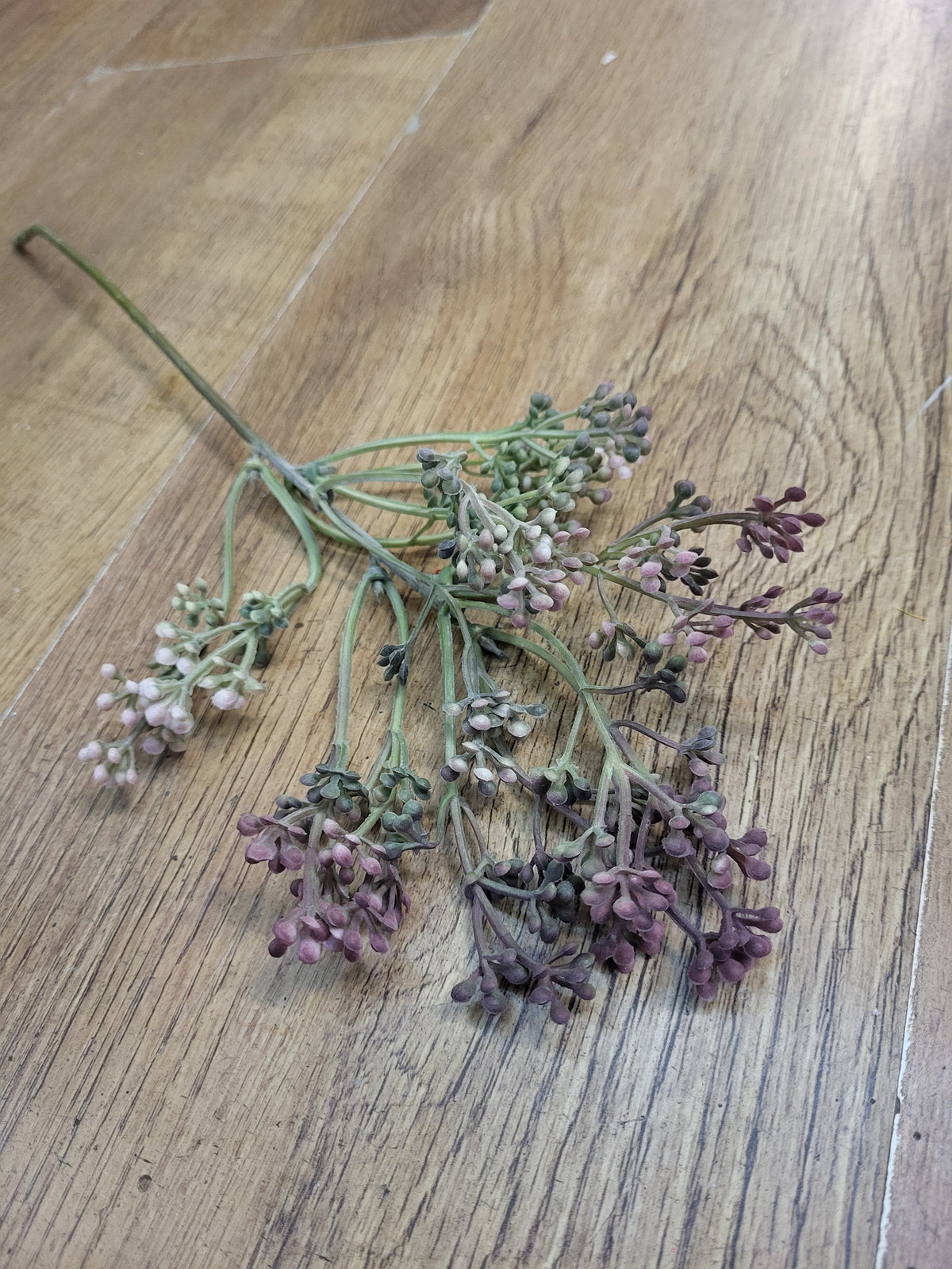 Dusky vintage pink Felicity bud pick image 5