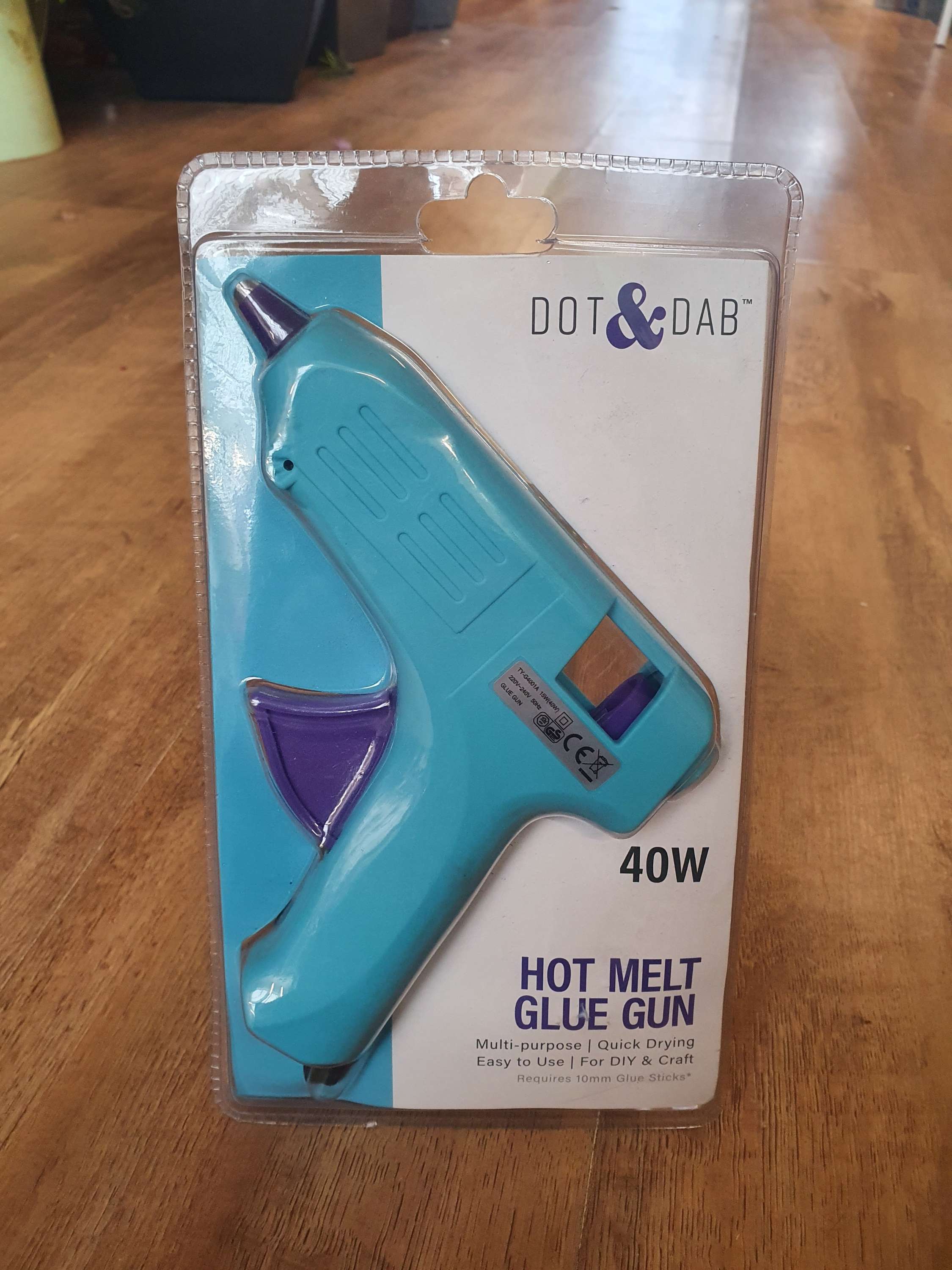 Hot melt glue gun 40w - for use with 10mm glue sticks image 0