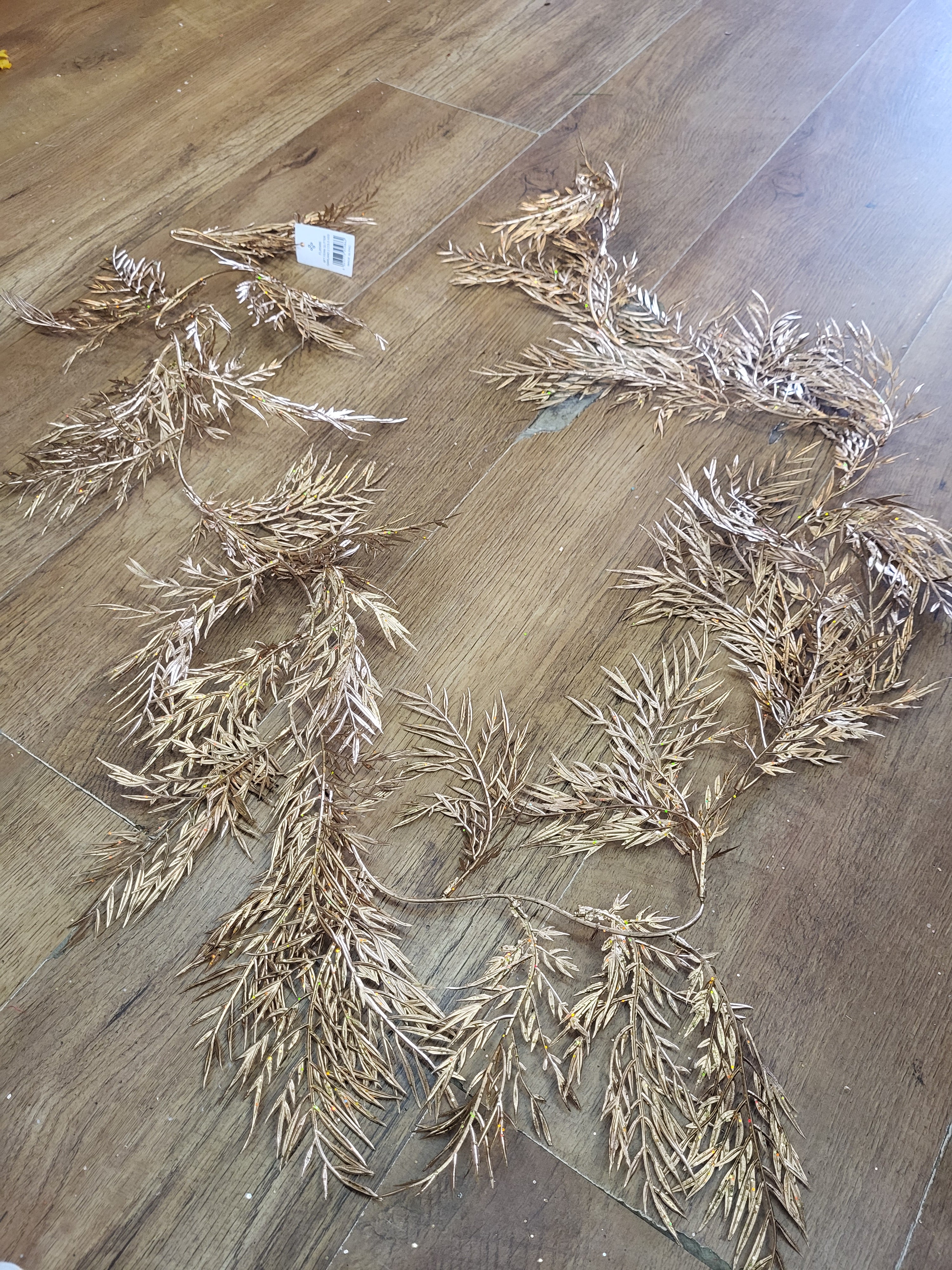 6ft slightly glittered metallic gold fern garland image 0