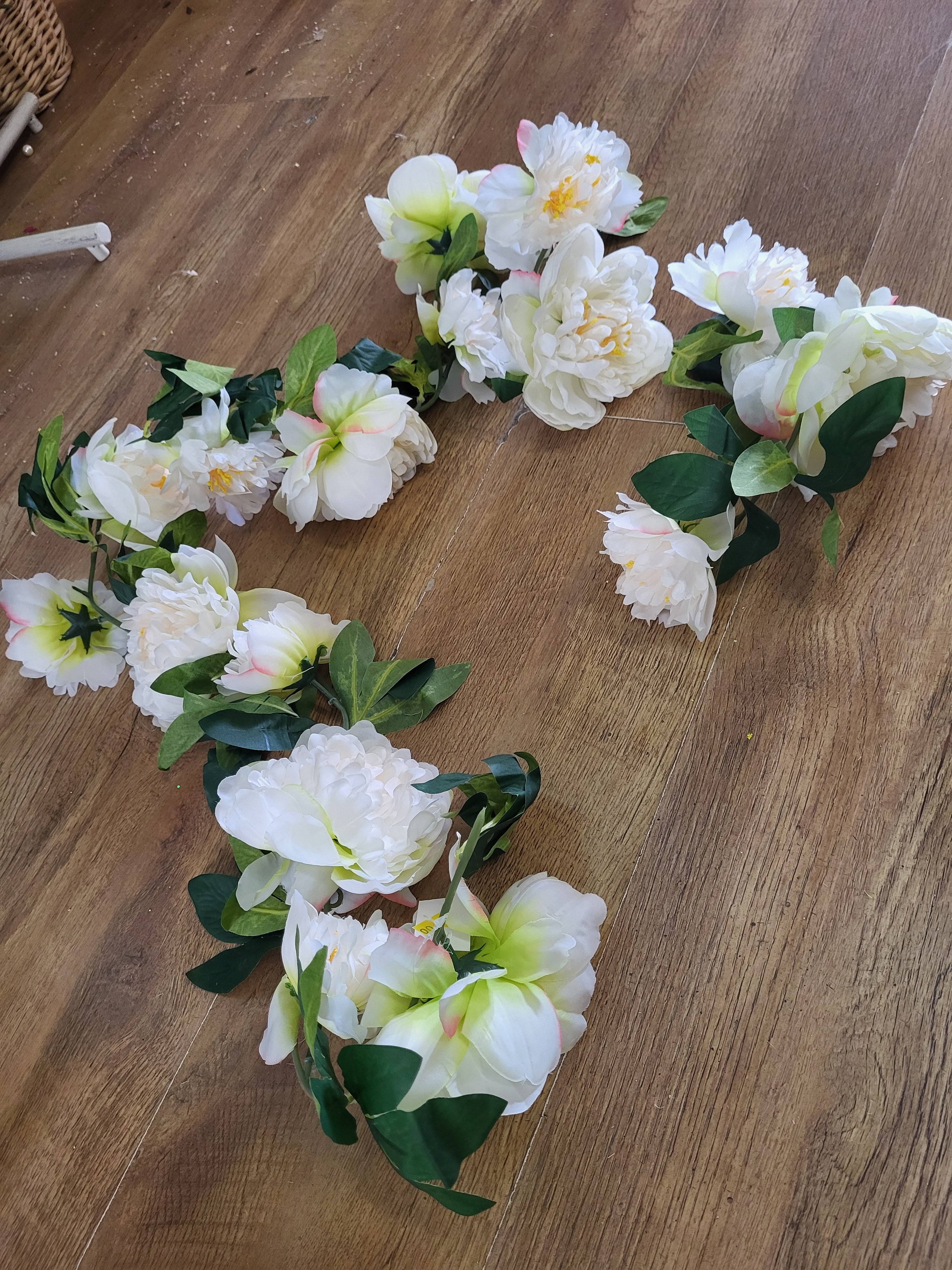 180cm cream peony garland image 1
