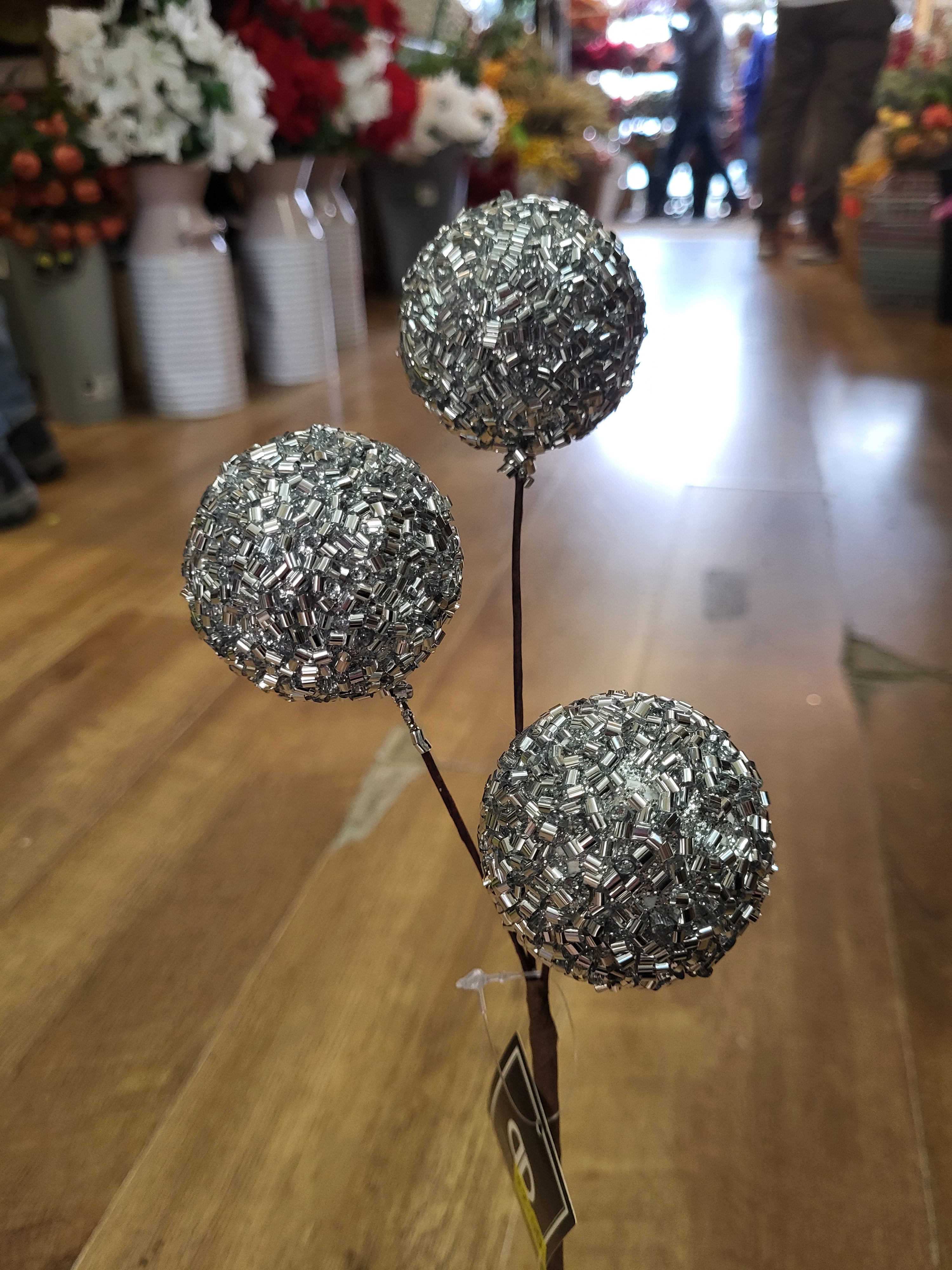 Medium length silver beaded triple bauble stem  image 4