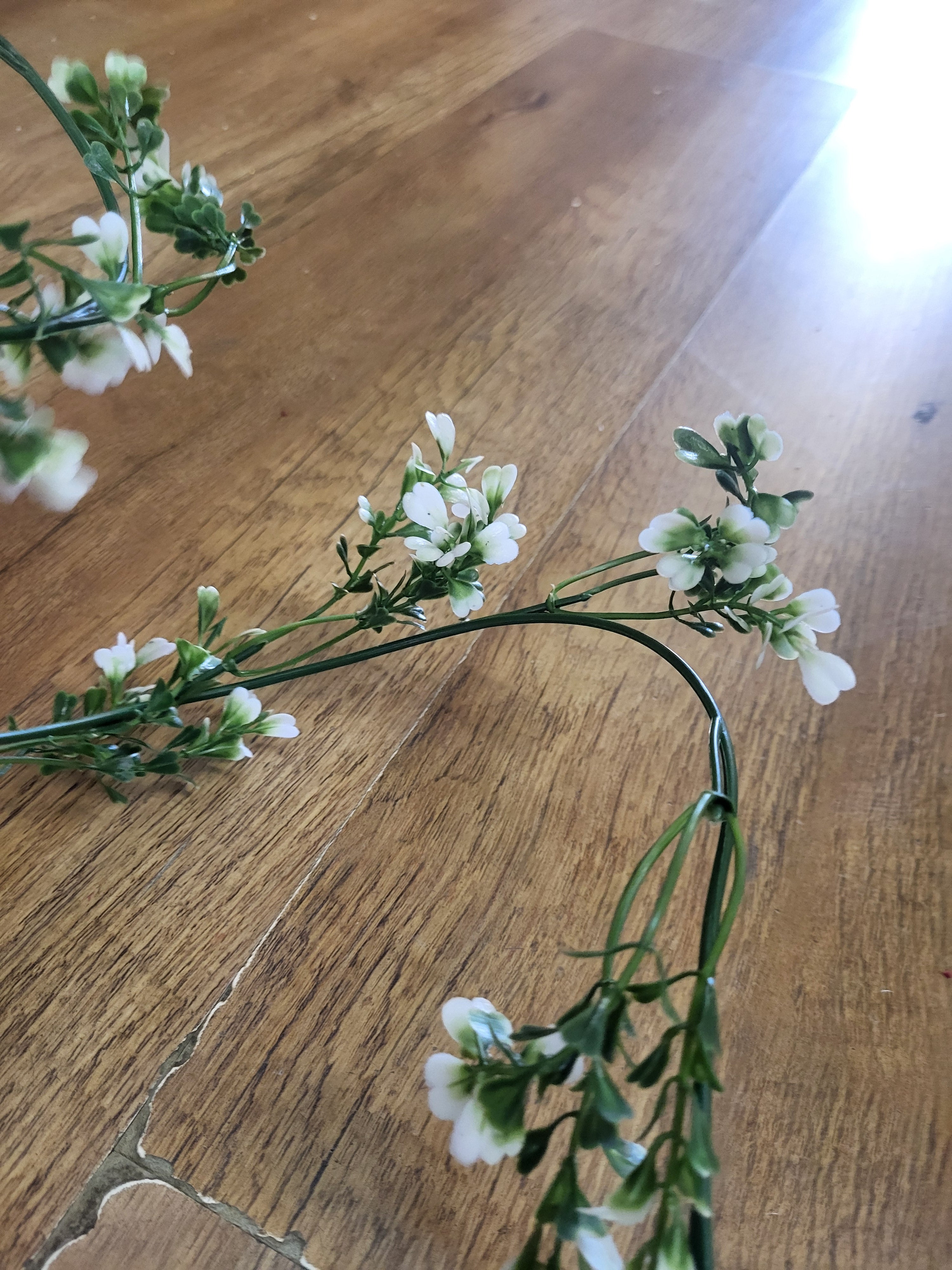 Value boxwood garland  - 4 colours available image 2