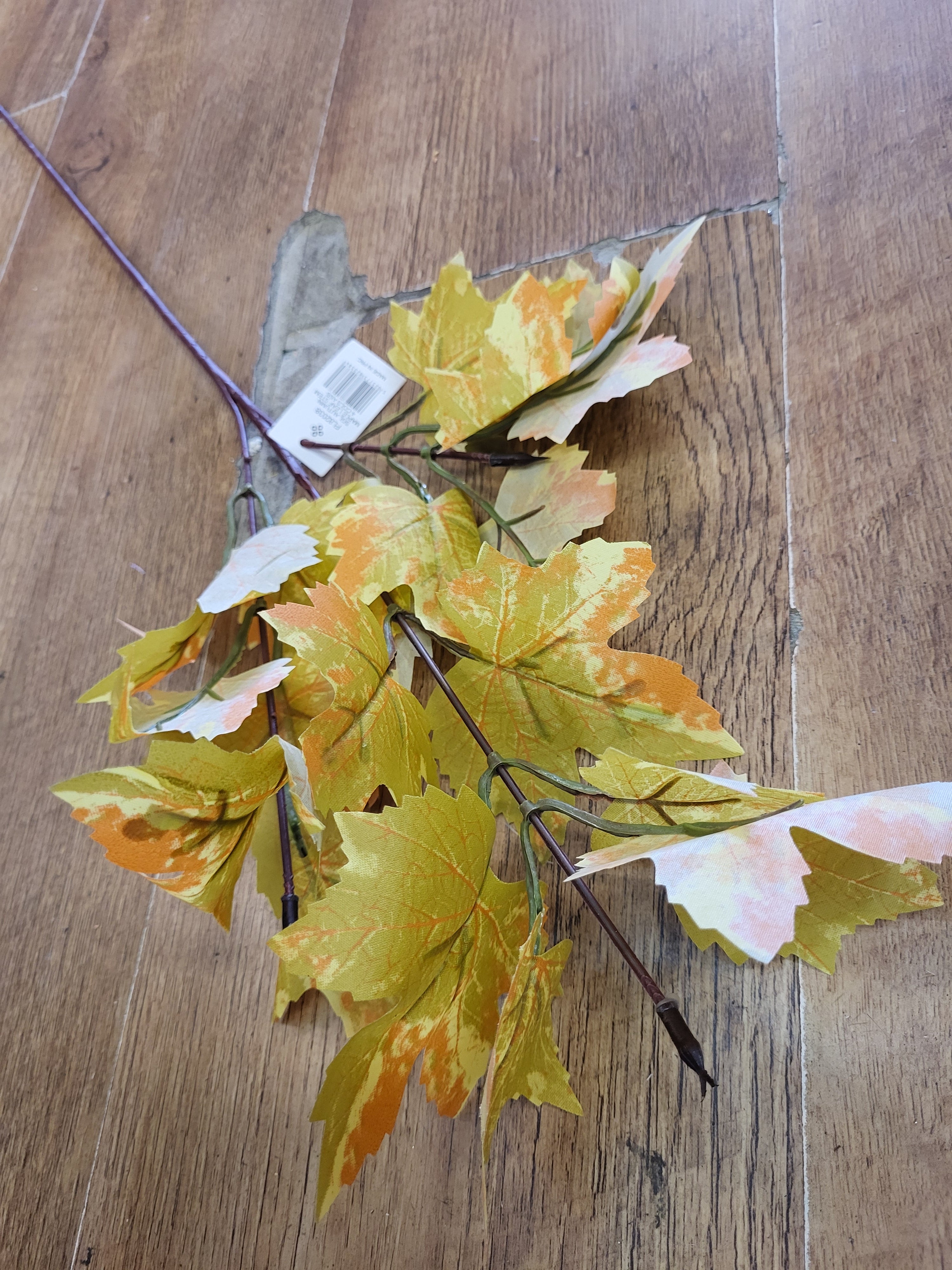 Long stem autumn maple leaf spray- 4 colours available image 4