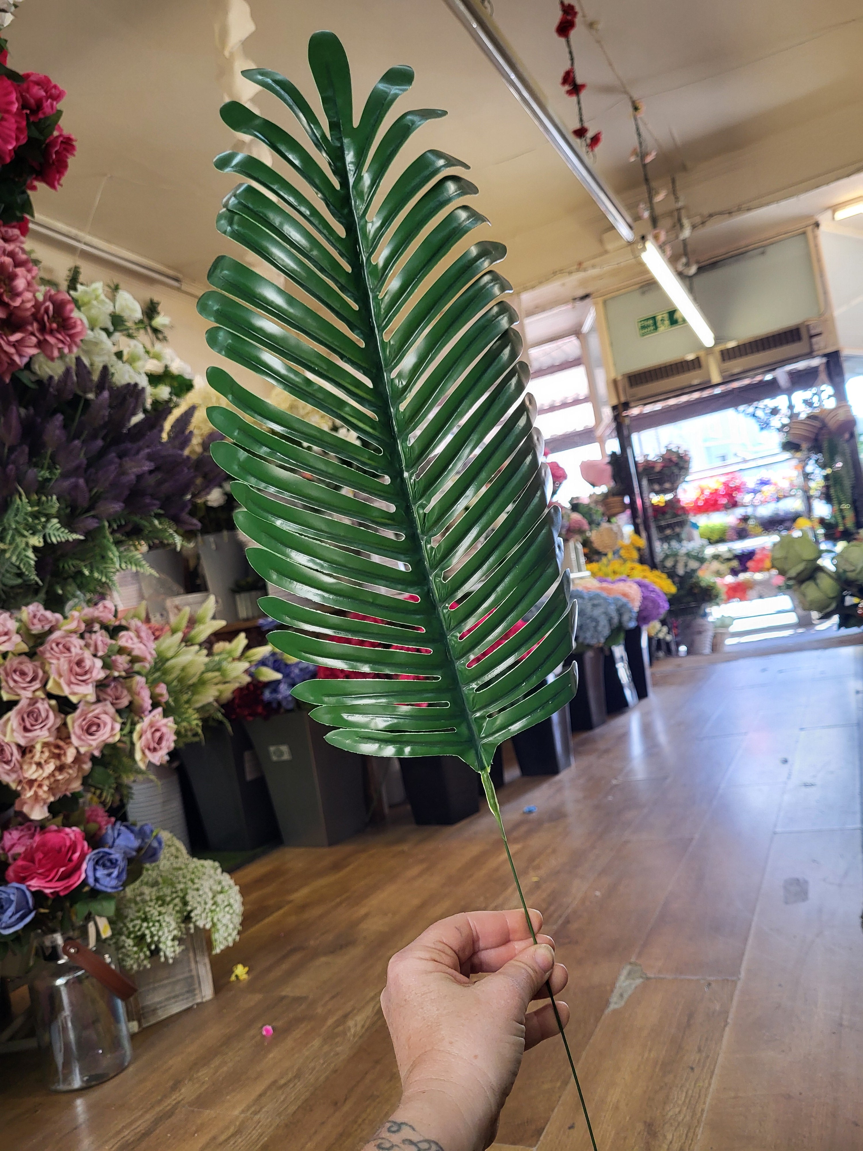 Large leather look single tropical palm leaf image 1