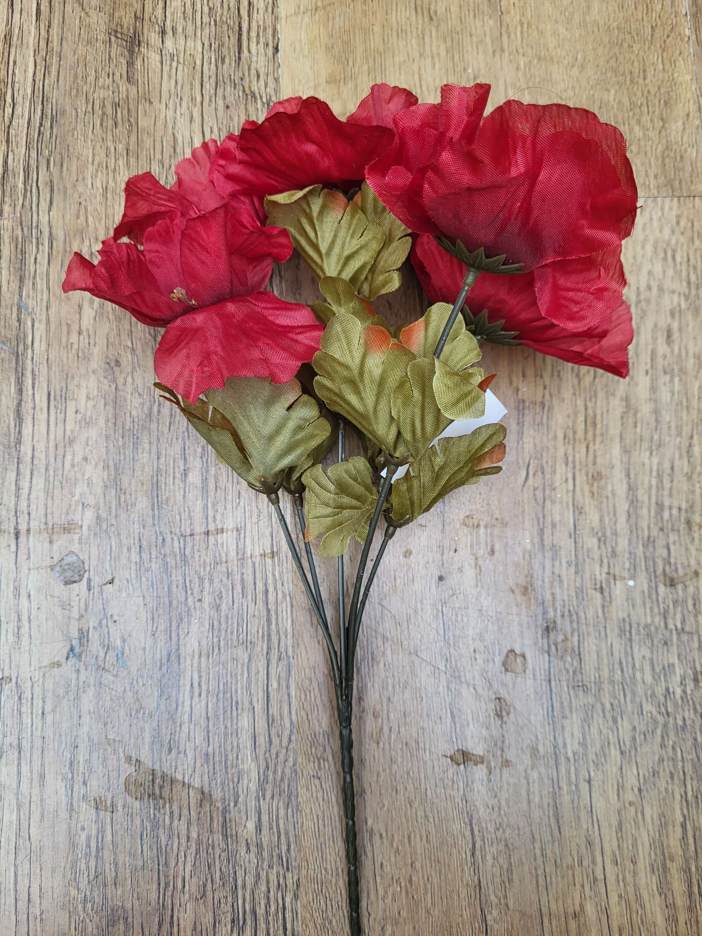 Autumnal red poppy bunch  image 3