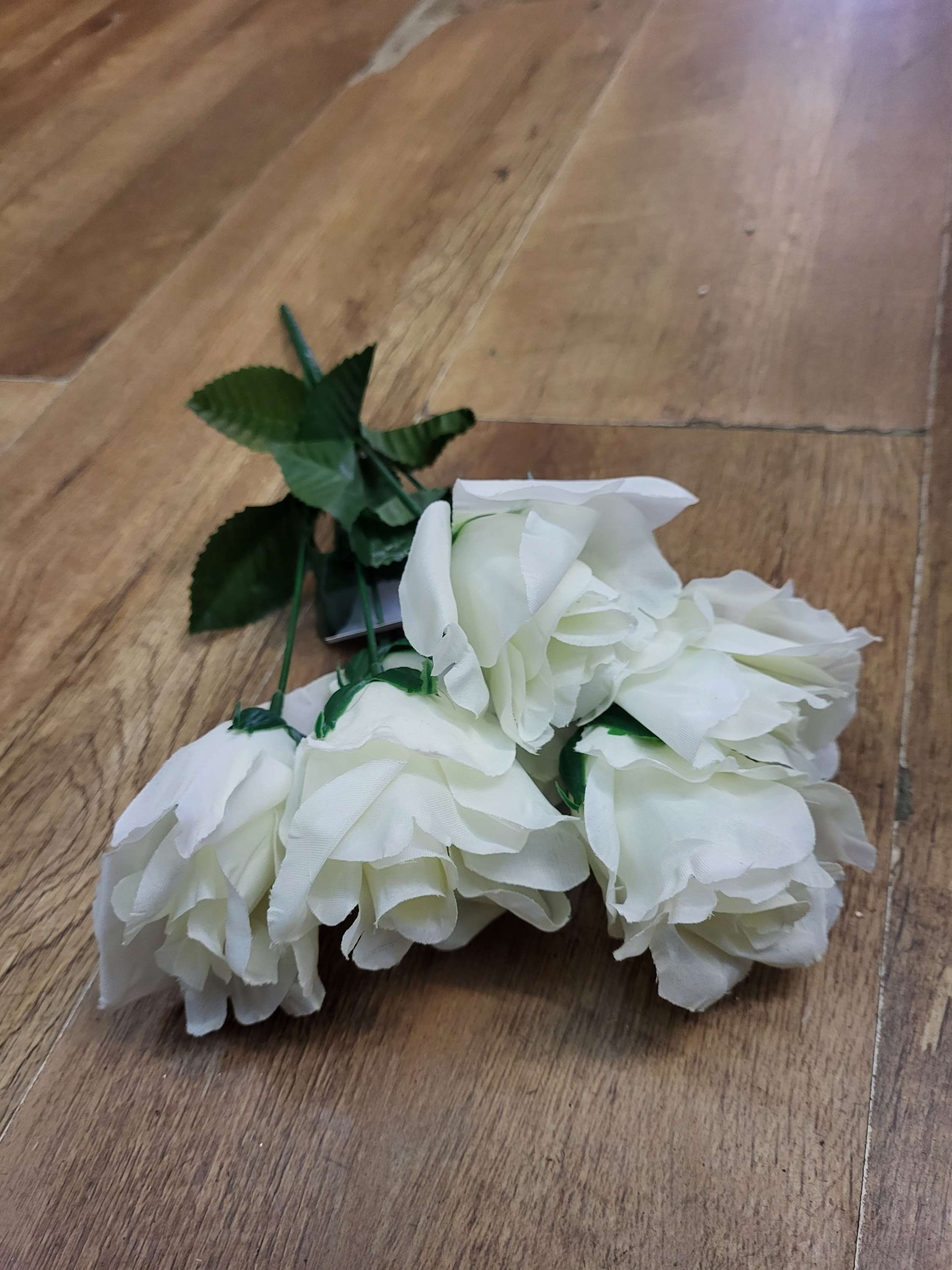 Ivory flowers  - 4 styles available image 4