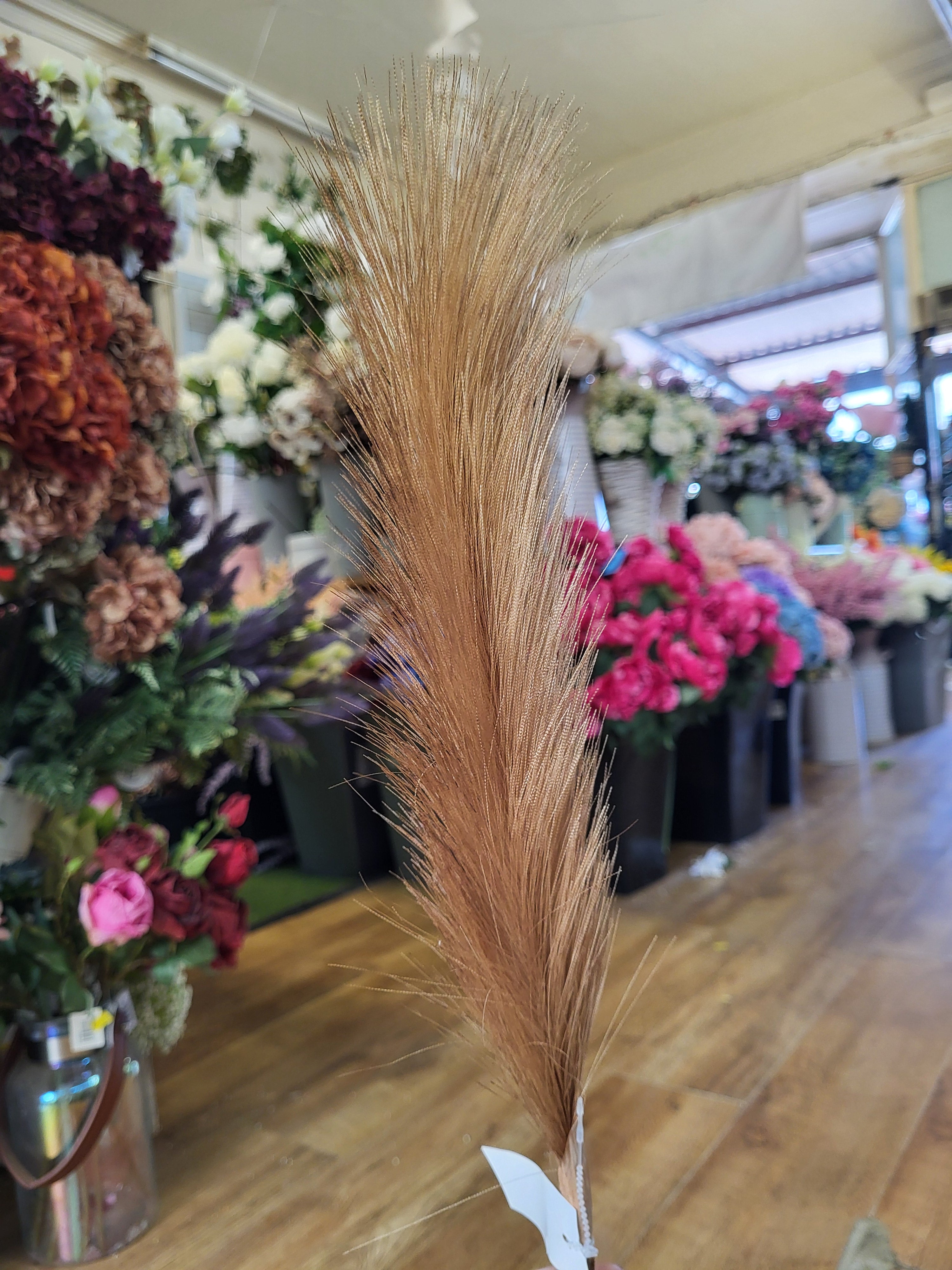 Autumnal artificial pampas - 4 colours available image 5