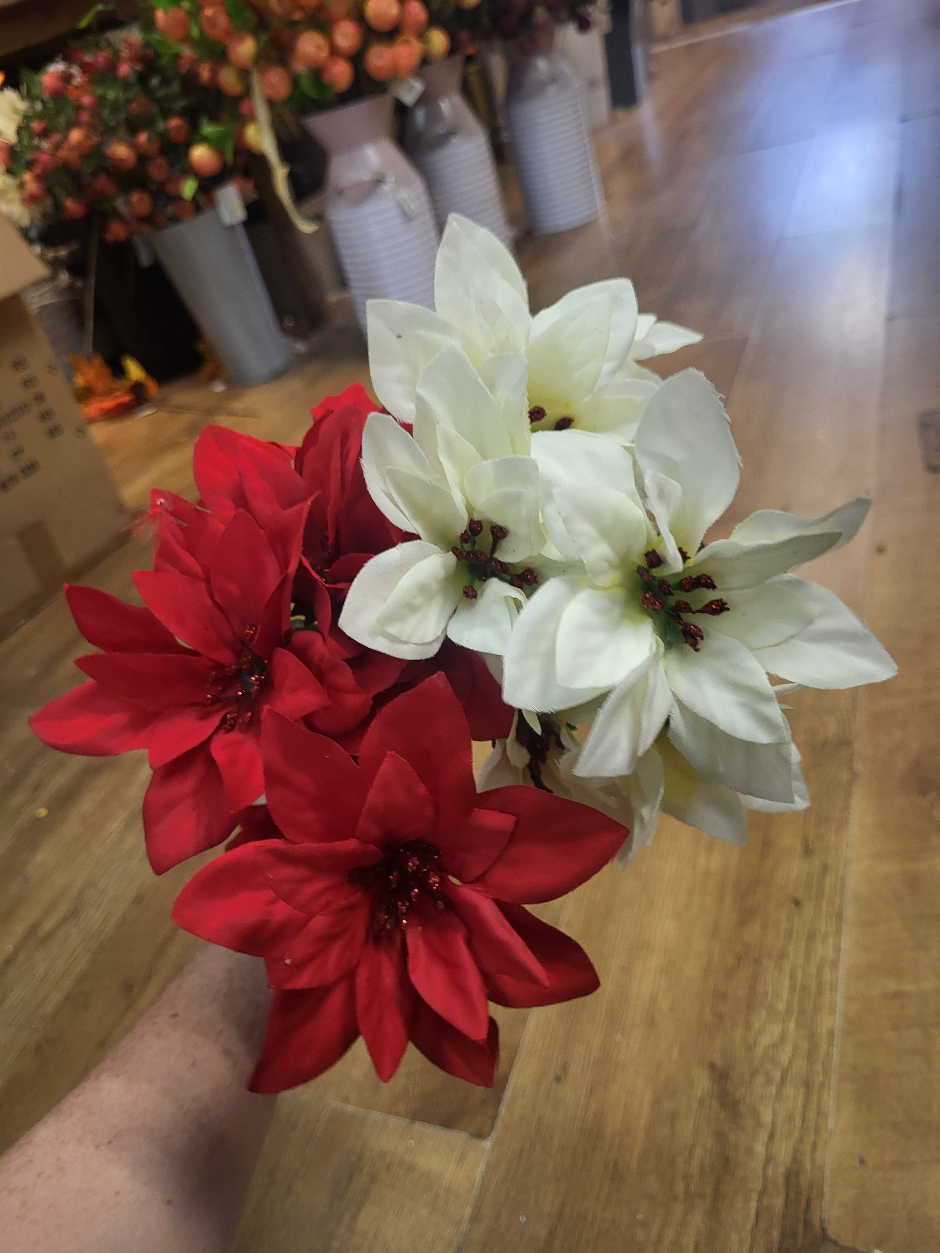 Glitter centred poinsettia bunch  - 2 colours available image 1