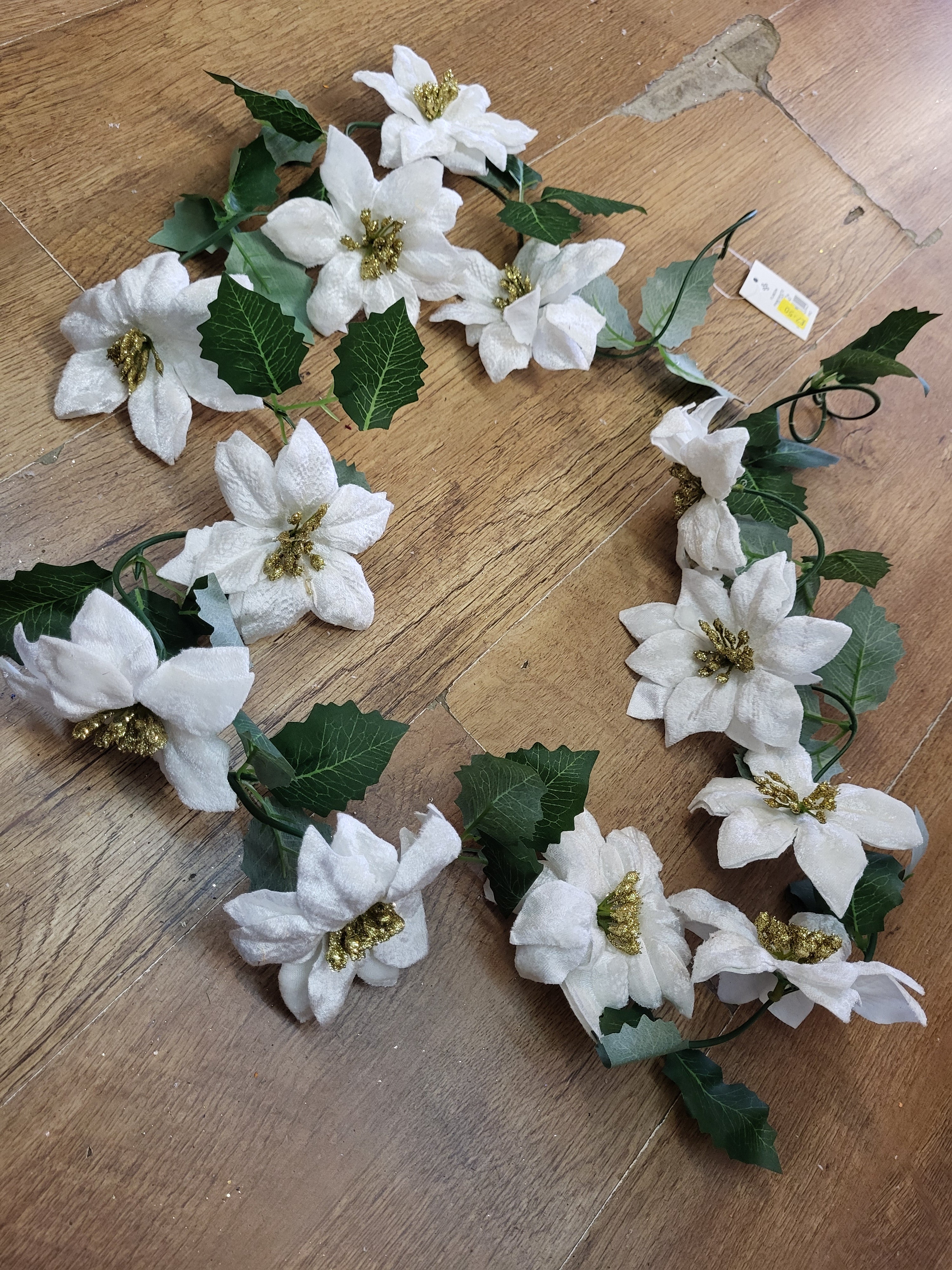 Ivory velvet poinsettia garland  image 0