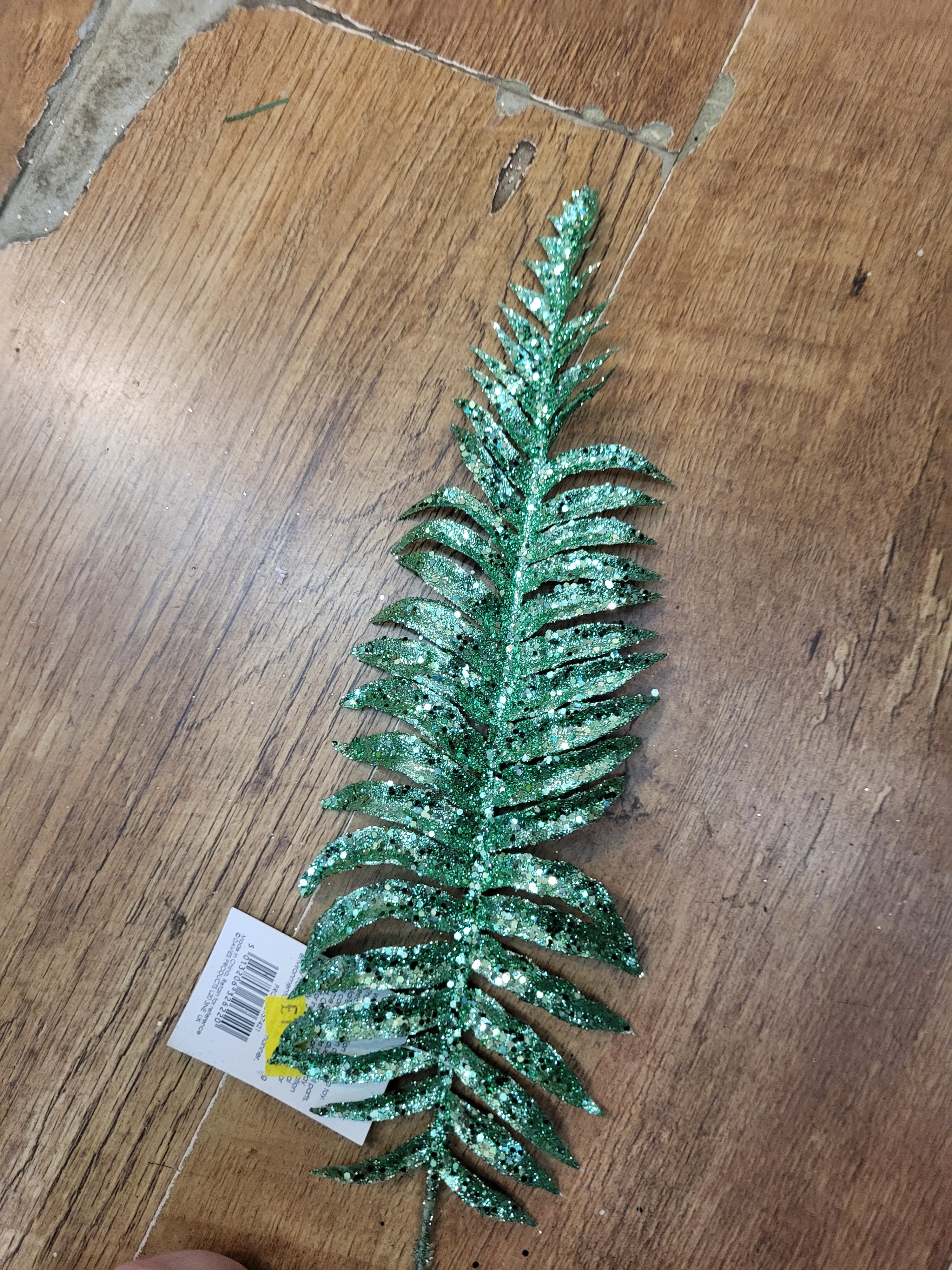 Green glittered fern leaf pick image 1