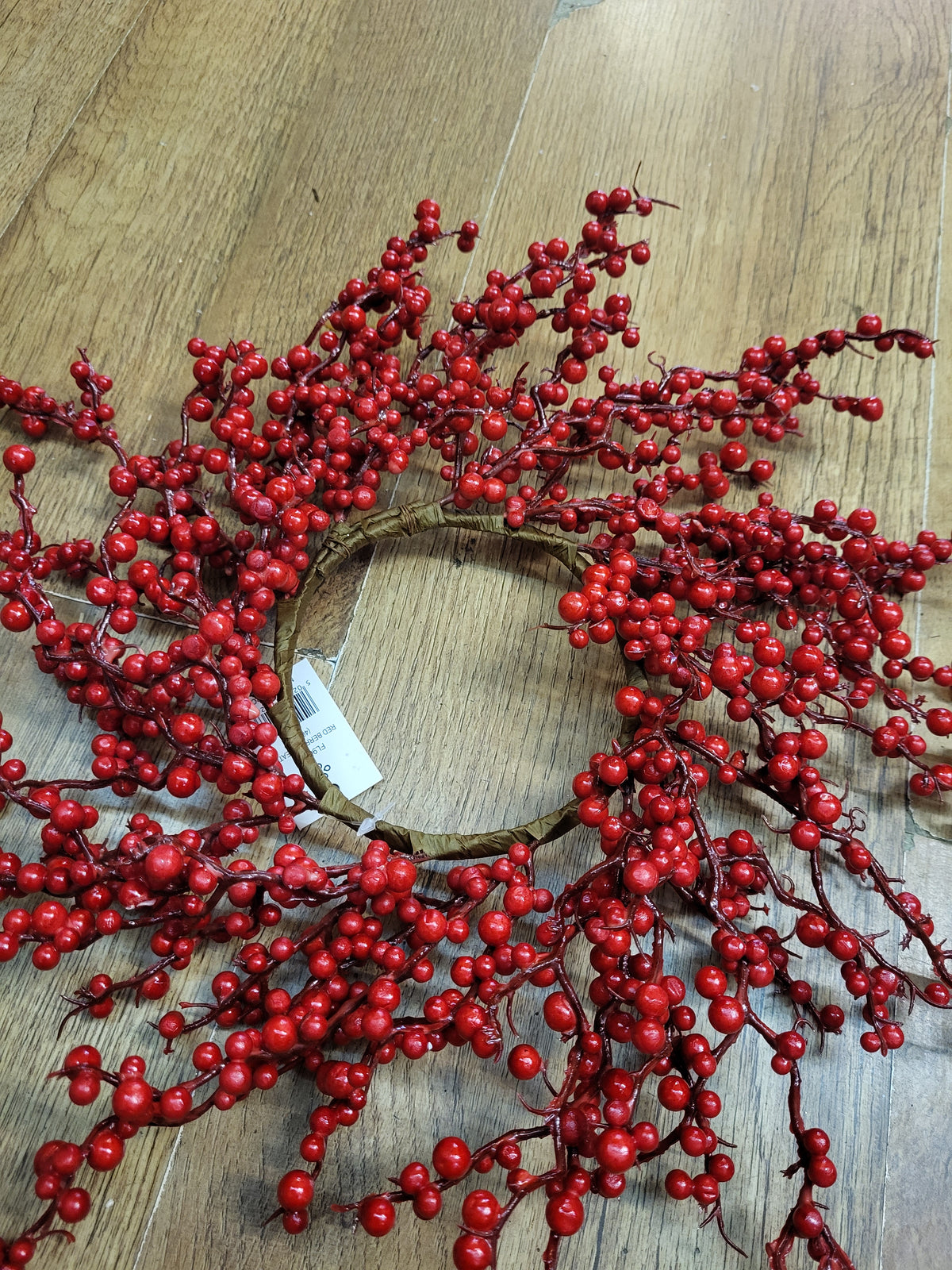 Glossy red berries small wreath  (or candle ring)  image 2