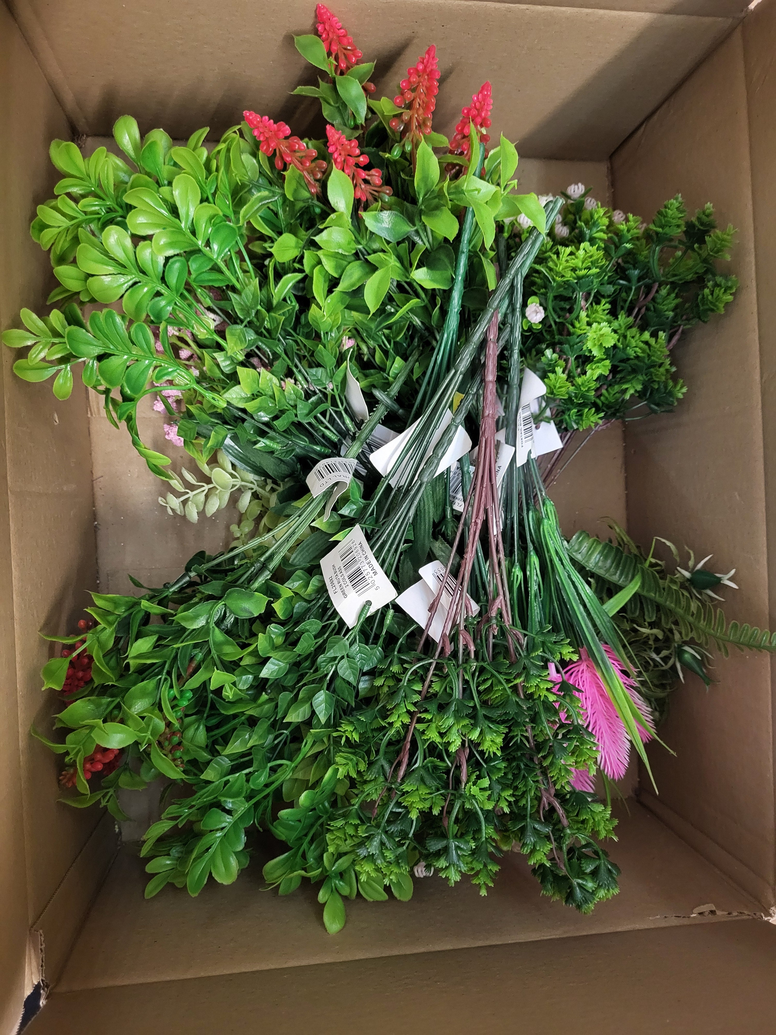 Greenery 6 - 20 mixed bunches image 1