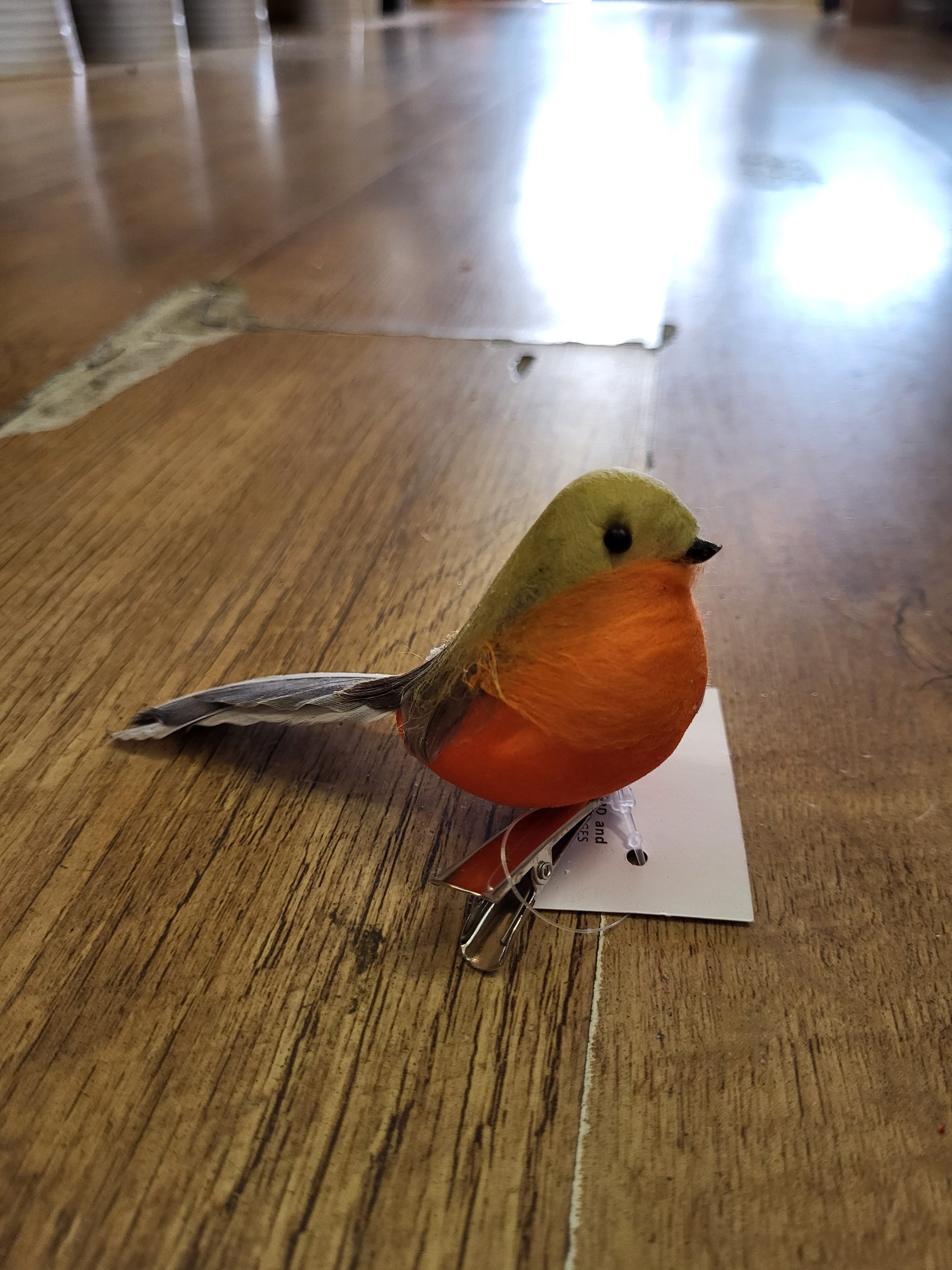 Clip on Robin image 1