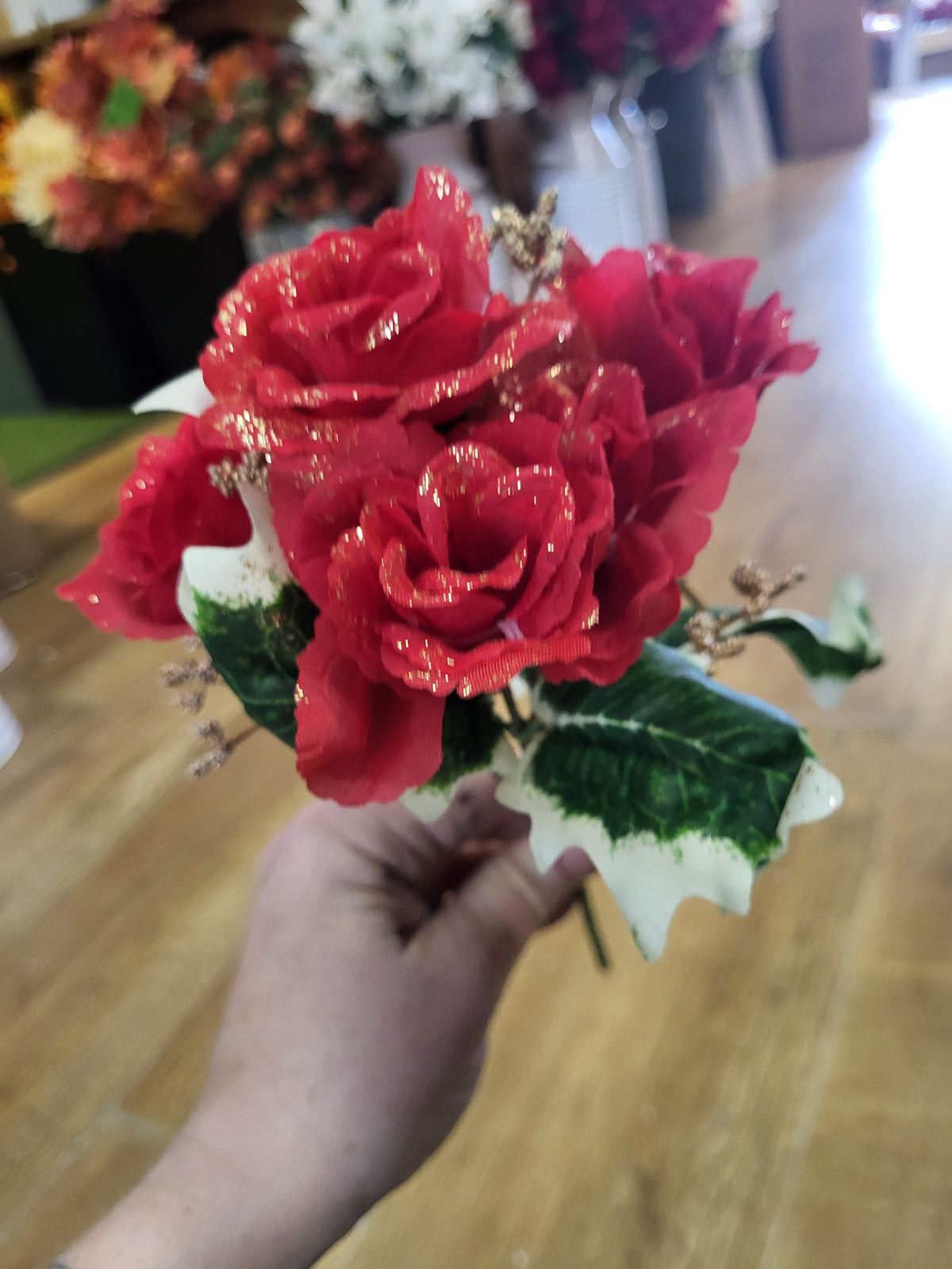 Open rose and holly leaves bunch - 3 colours available image 3