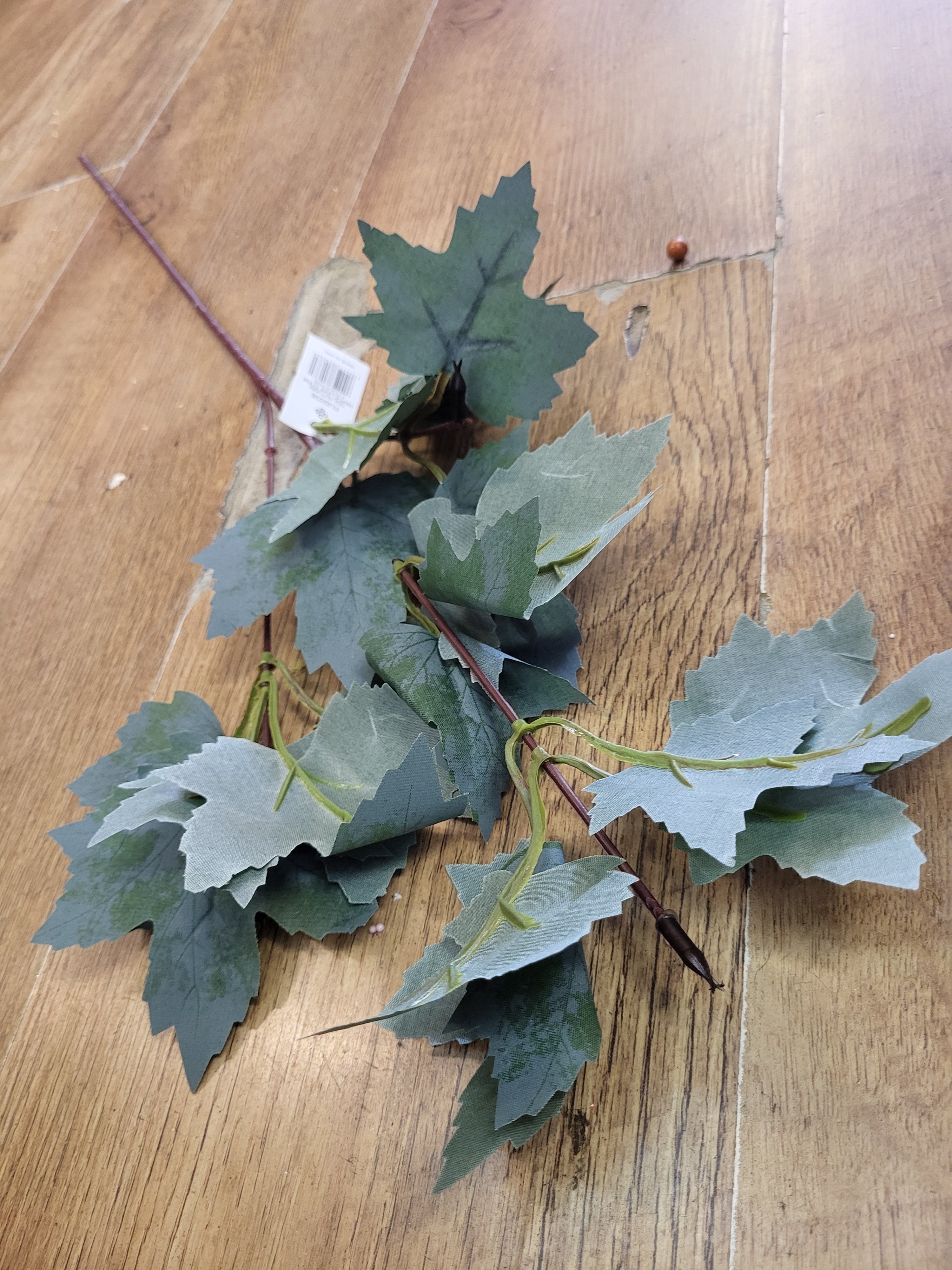 Bundle of 4 Long stem dark green autumn maple leaf sprays image 2