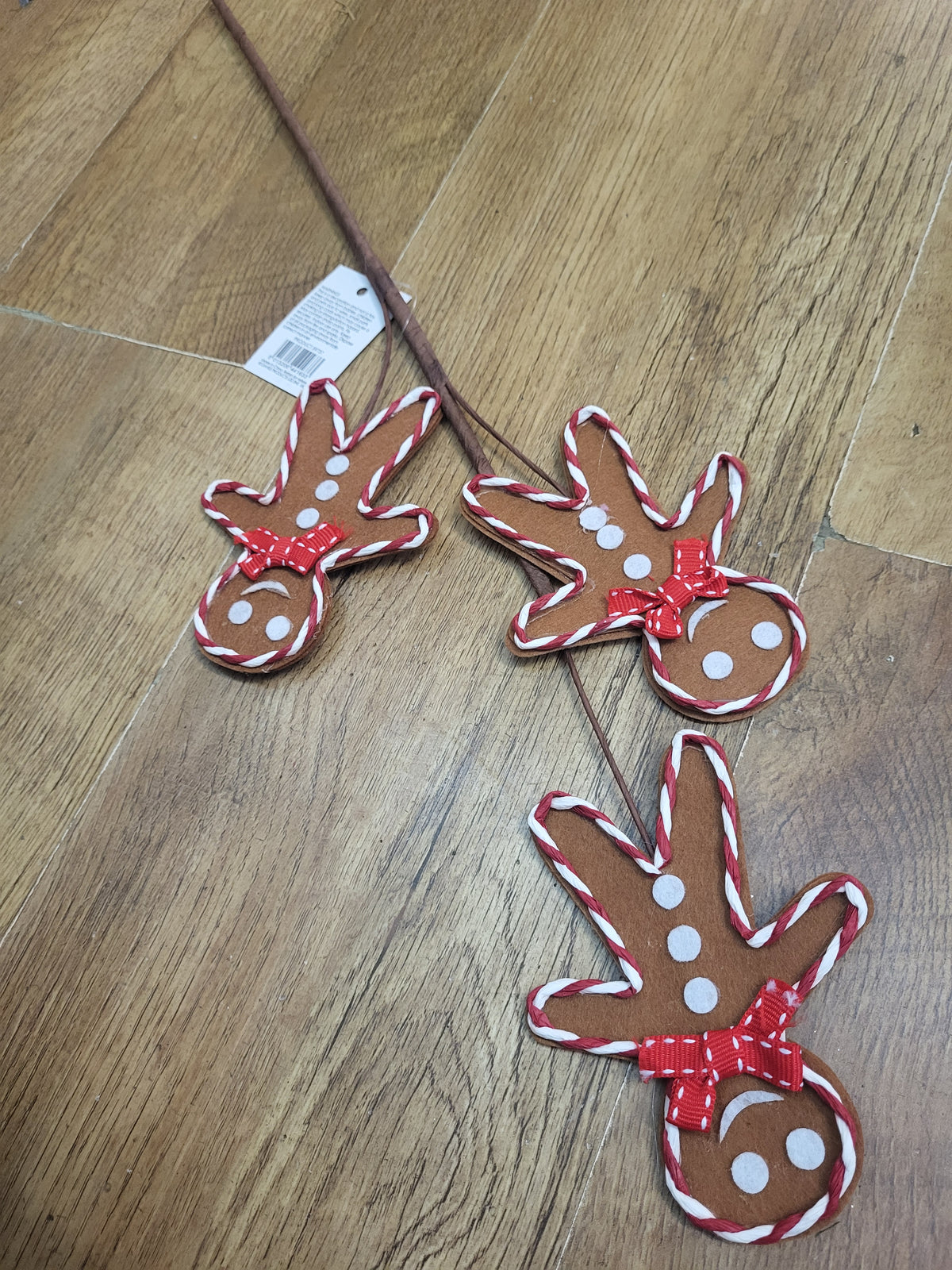 Long stem felt gingerbread man spray image 2