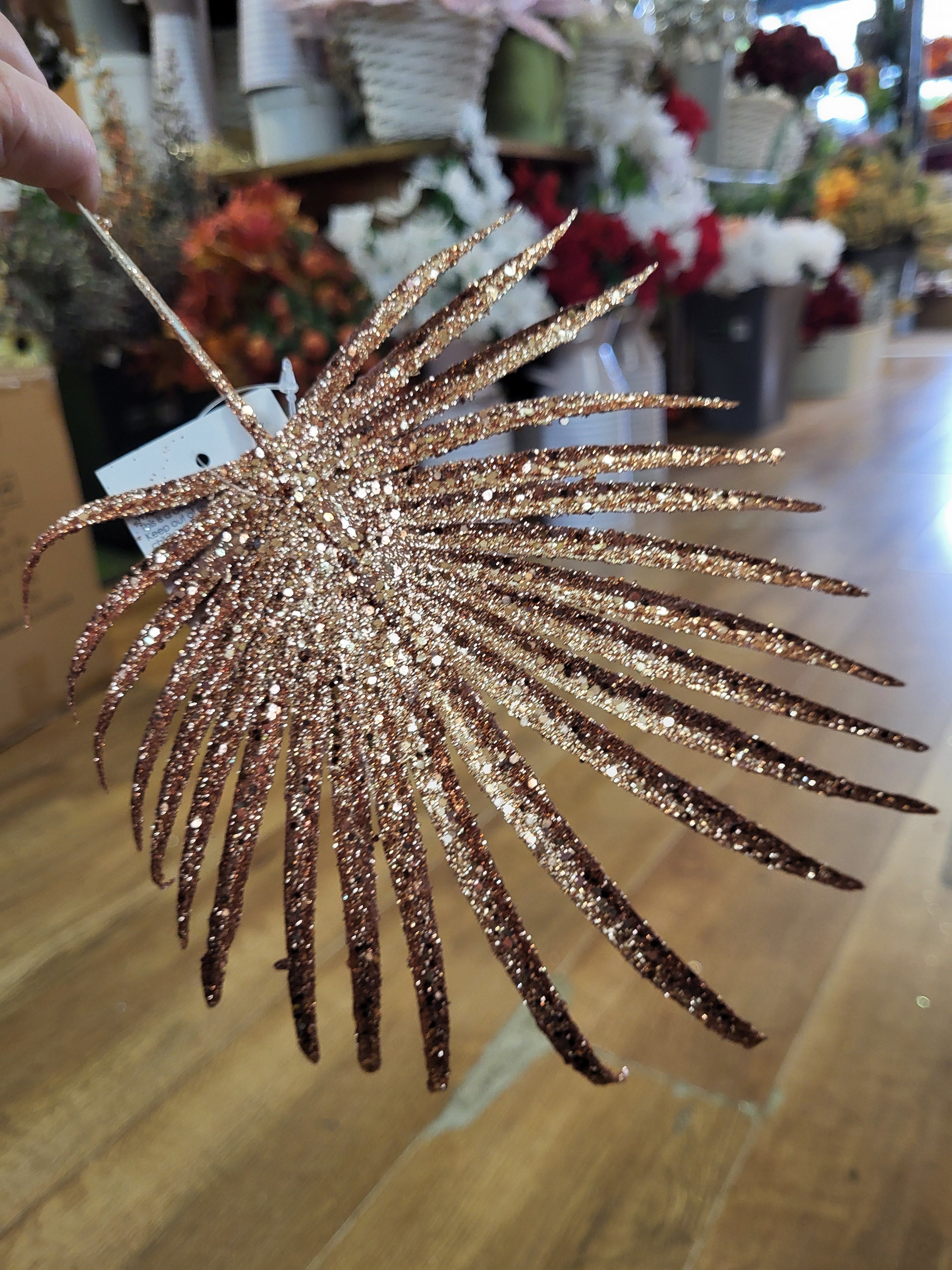 Rose gold glittered palm leaf pick  image 1