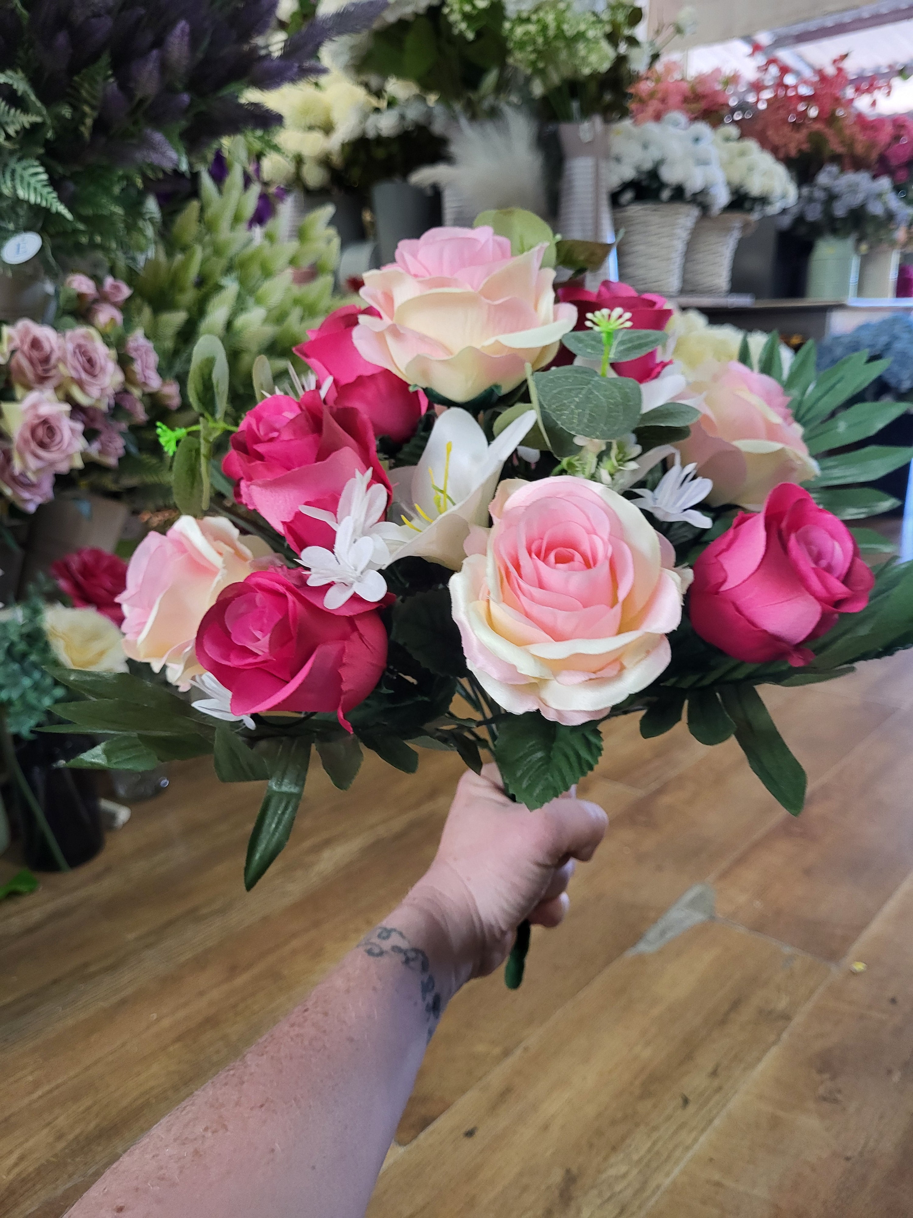 Rose/lily/eucalyptus bouquet - 2 colours available image 10