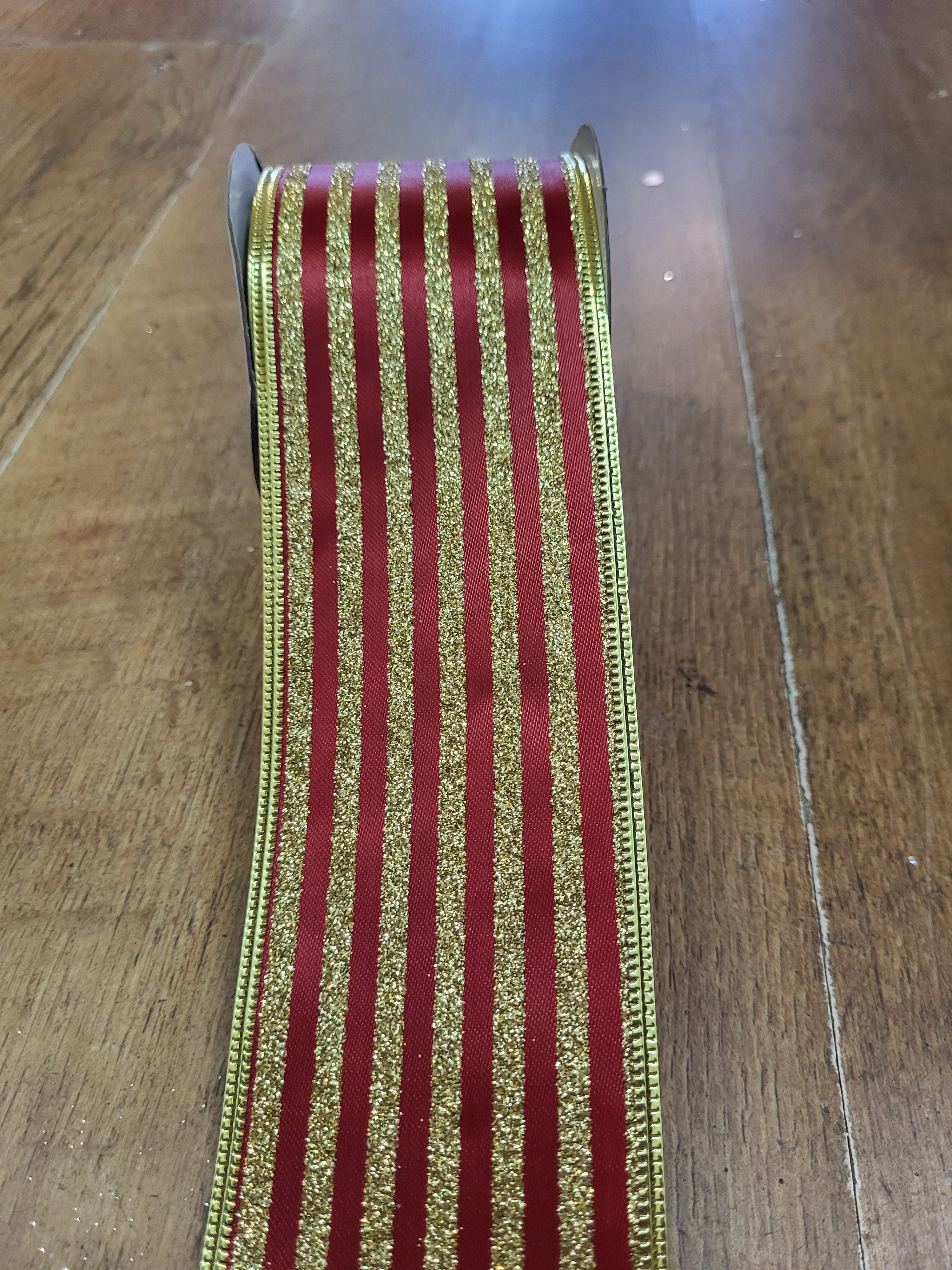 2.7m approx. roll of red/gold glitter striped wired ribbon image 0