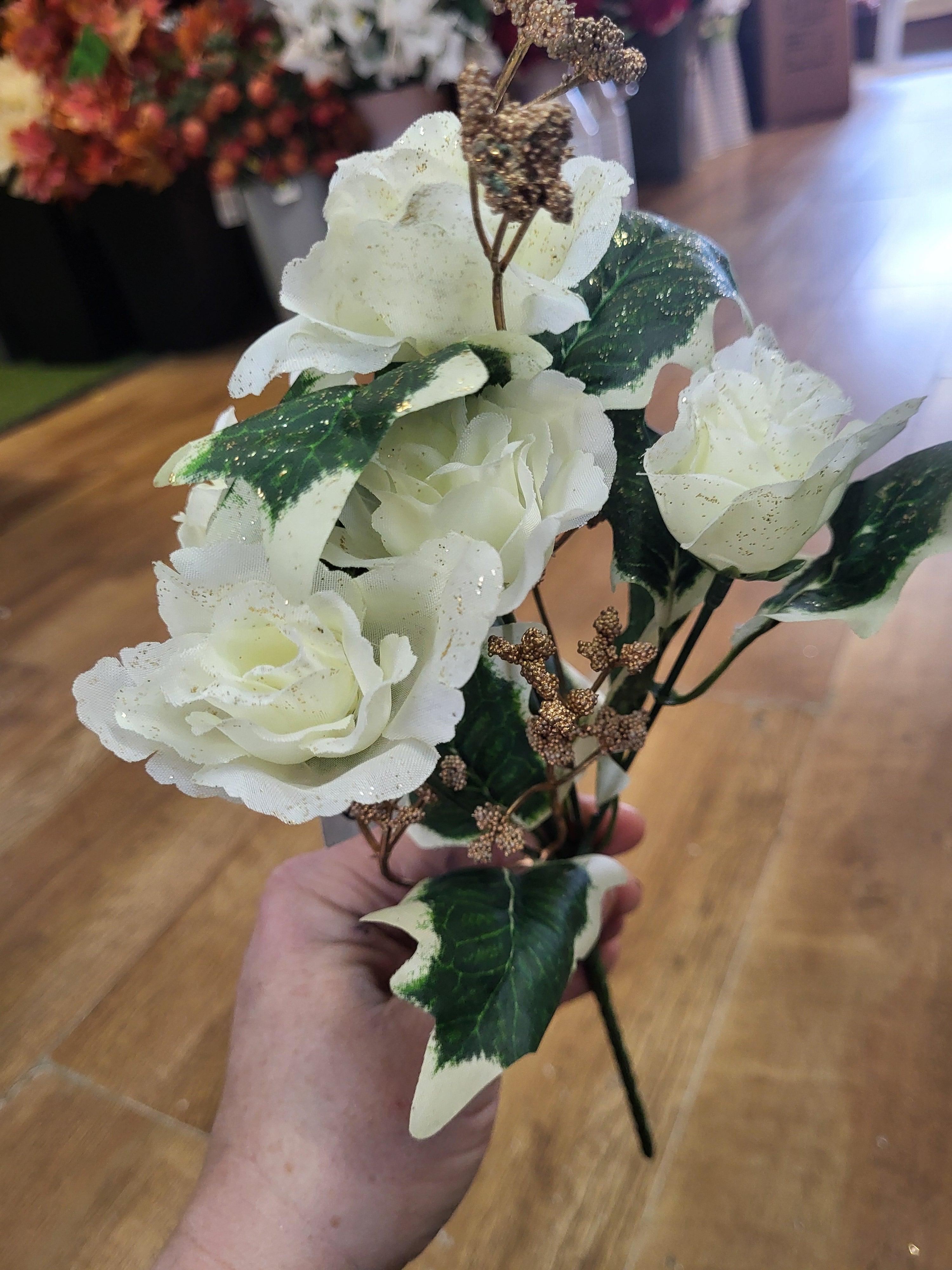 Open rose and holly leaves bunch - 3 colours available image 7