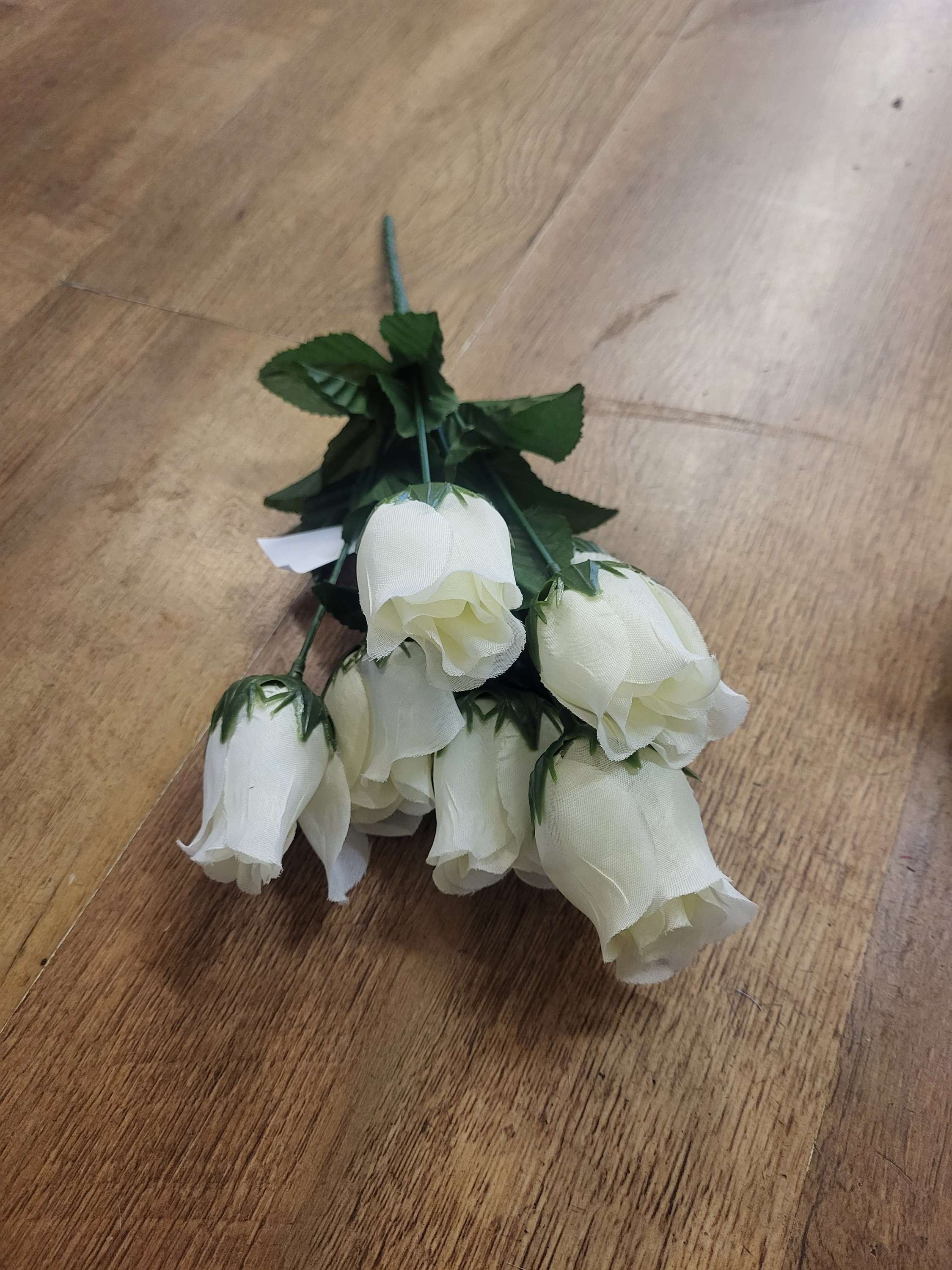 Cream flowers - 3 styles image 1