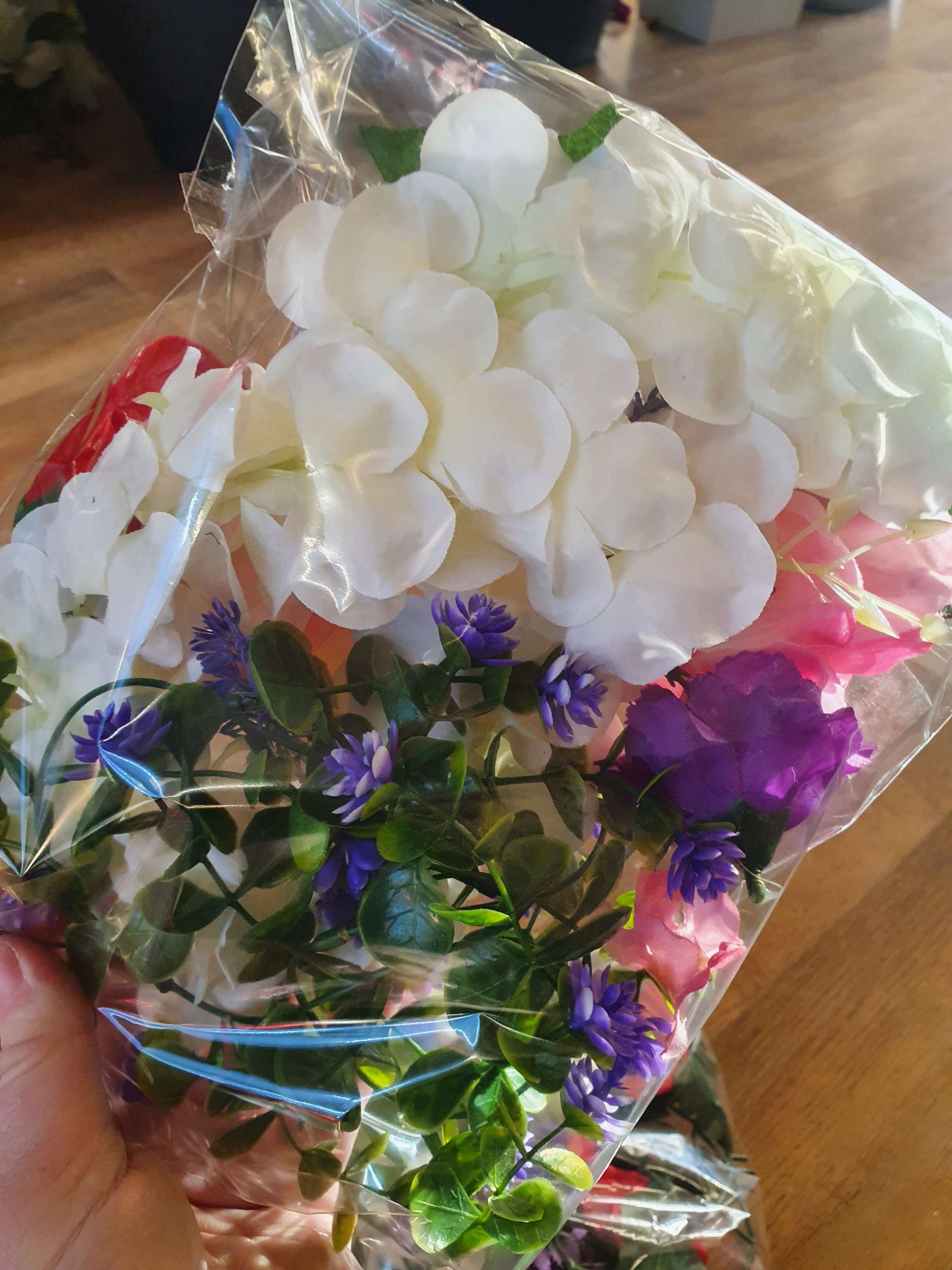 Pick and Mix flower heads - every bag is different  image 2