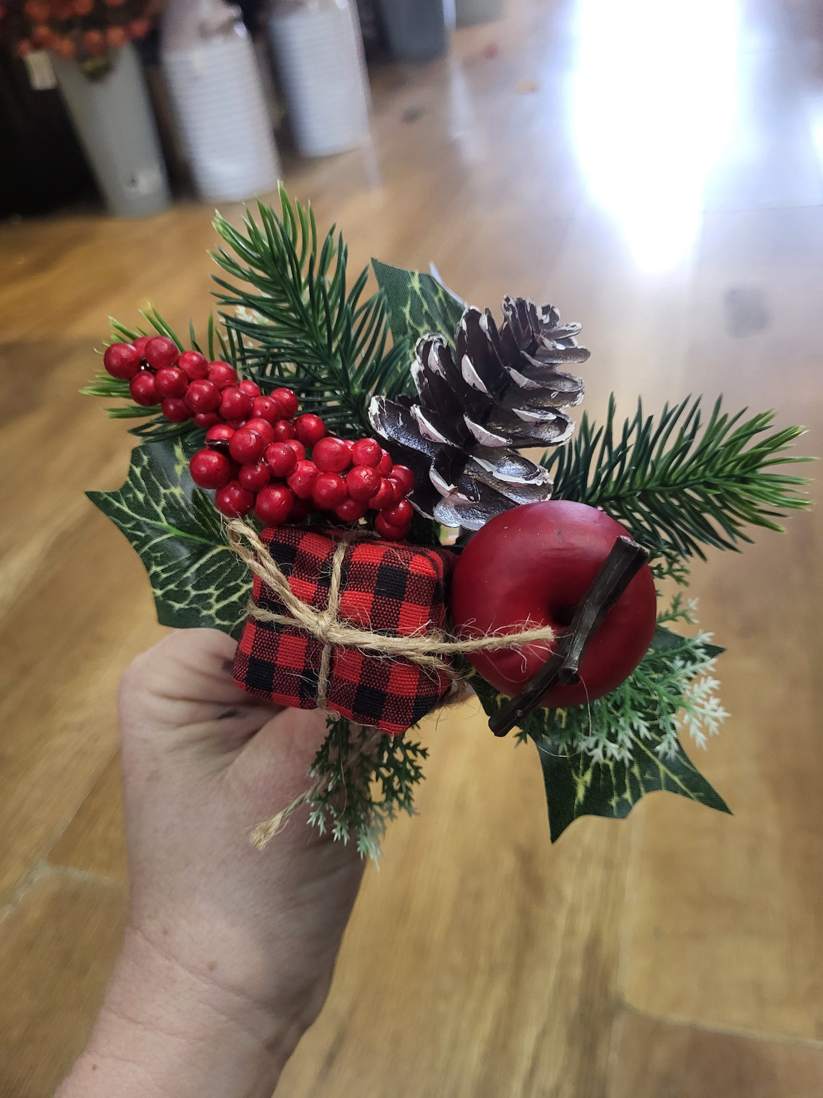 Gift and apple pick image 1