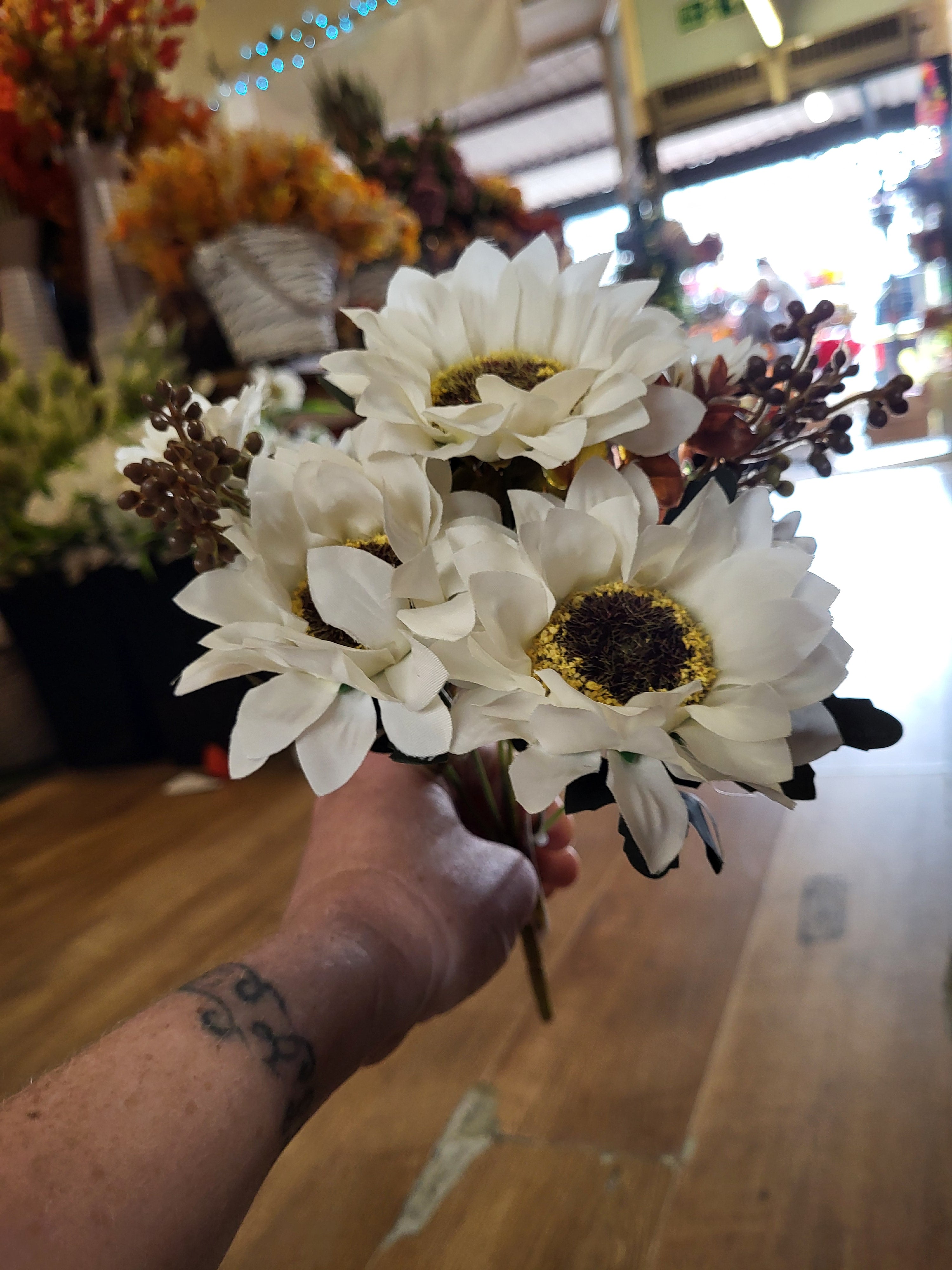 Ivory sunflower and daisy bouquet  image 3