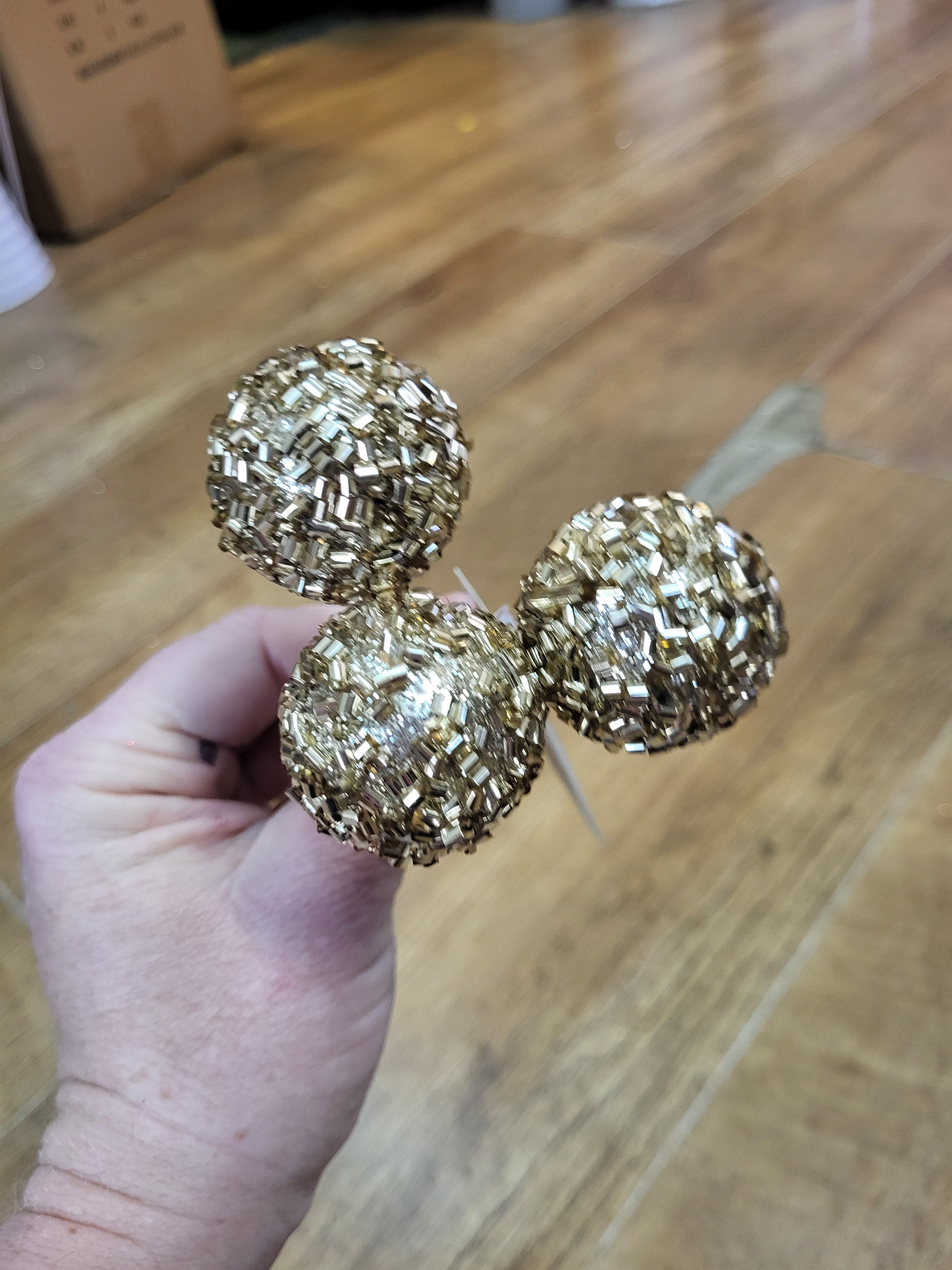 Champagne gold beaded triple bauble pick image 0