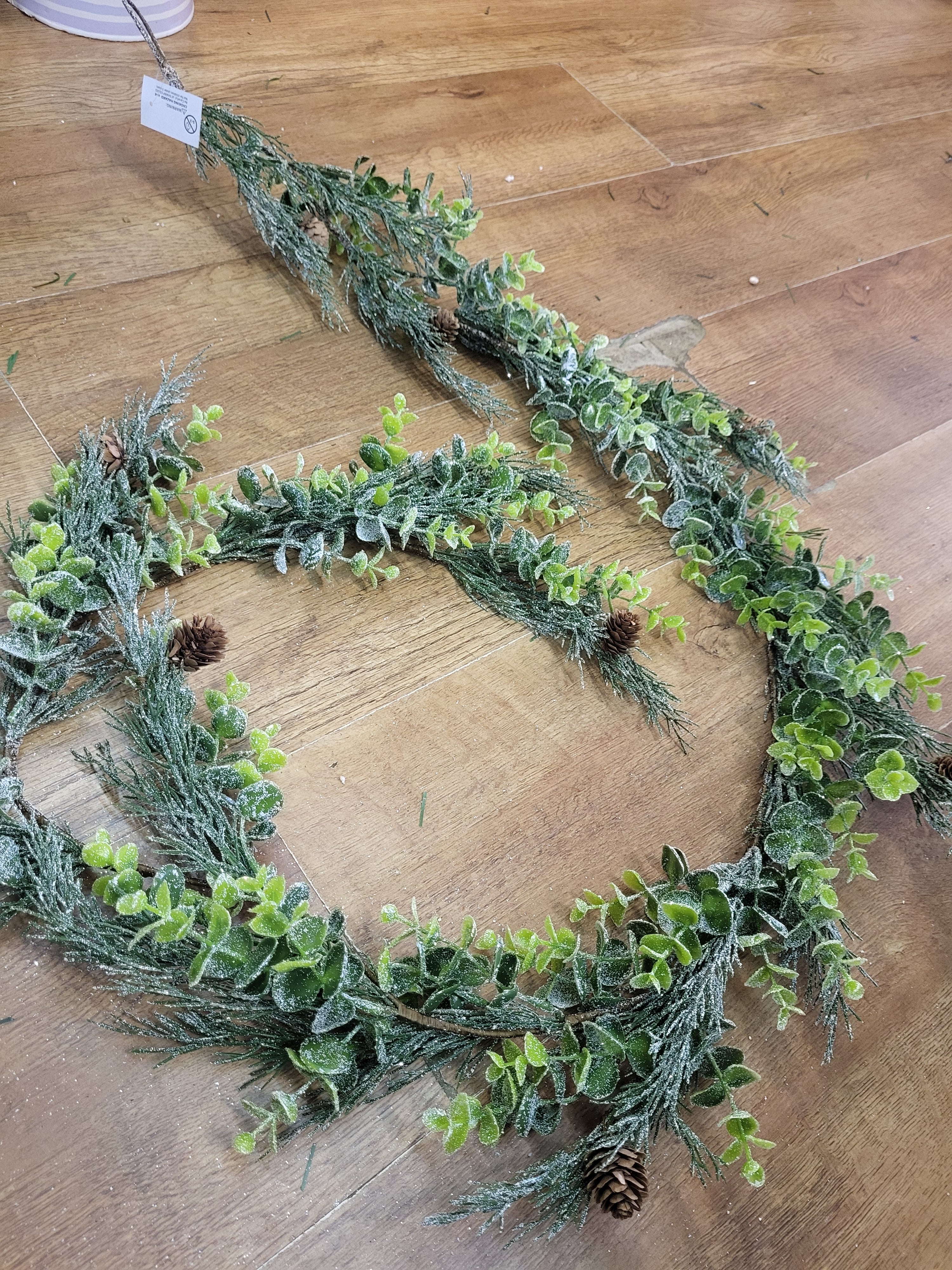 Frosted eucalyptus/cypress with miniature cones garland  image 0