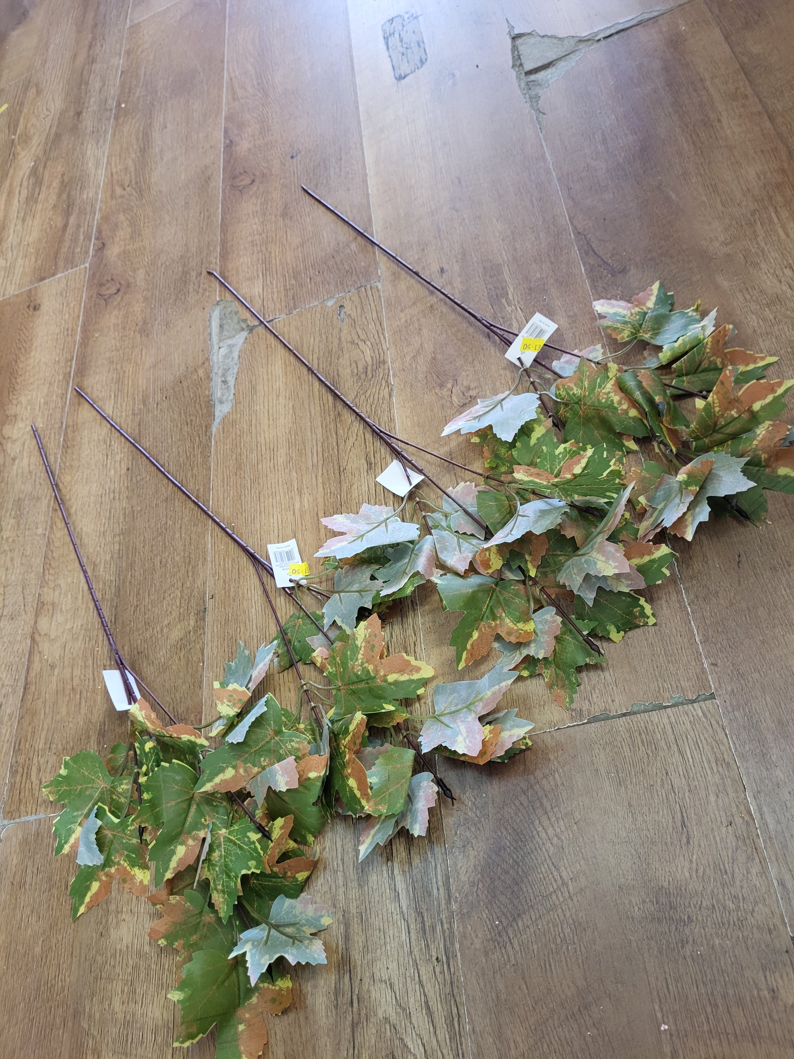 Bundle of 4 Long stem green/brown autumn maple leaf sprays image 0