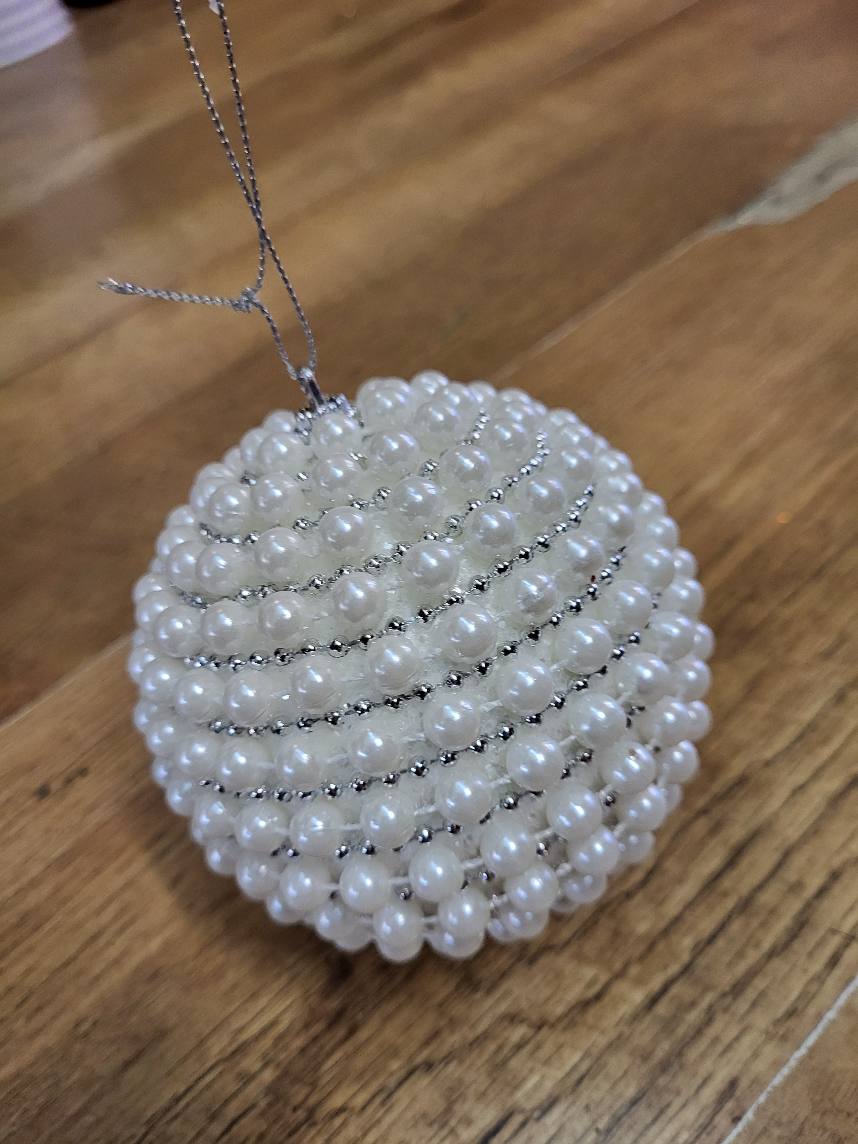 10cm pearl bauble image 2