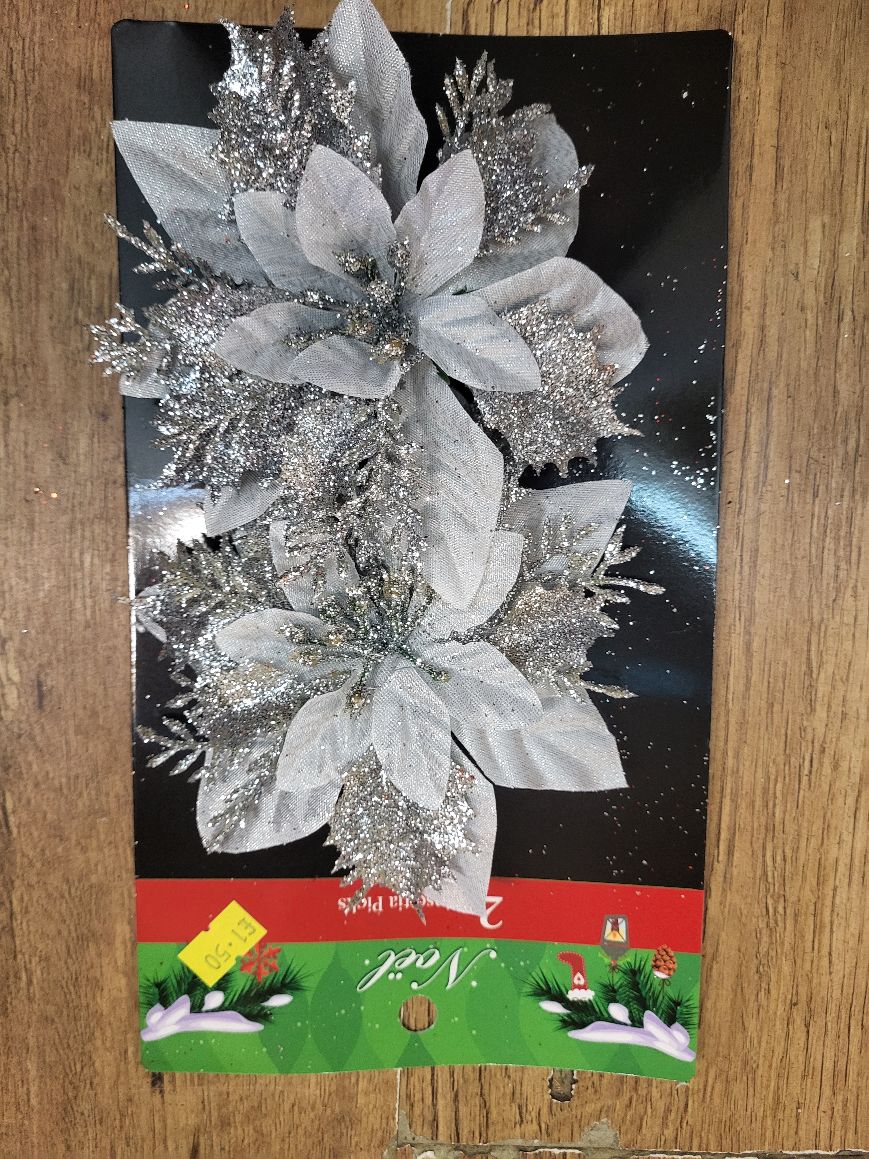 Pack of 2 clip on glittered poinsettias - 3 colours available image 4