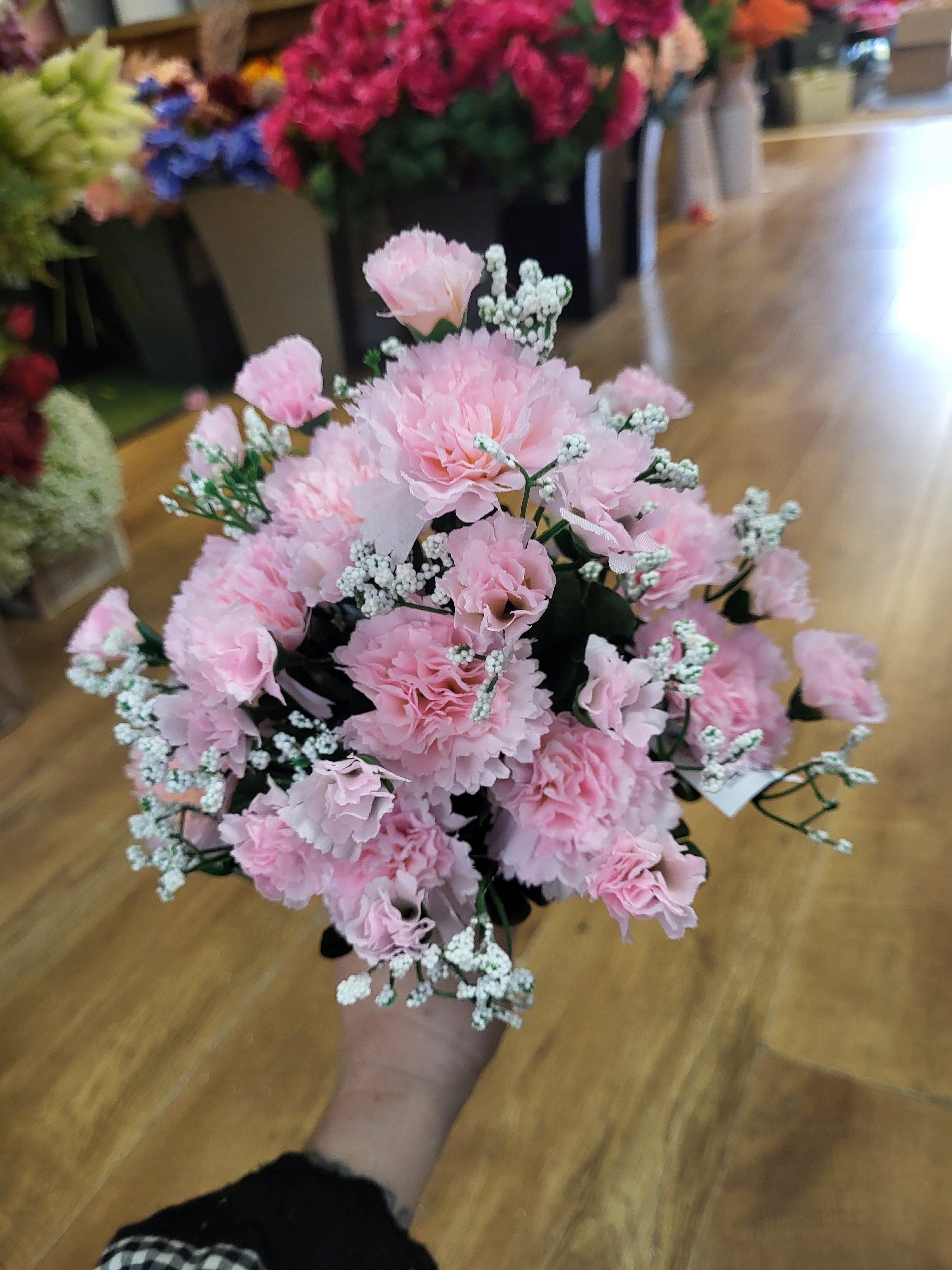 Big bunch of mixed size carnations with gyp  - 6 colours available image 14