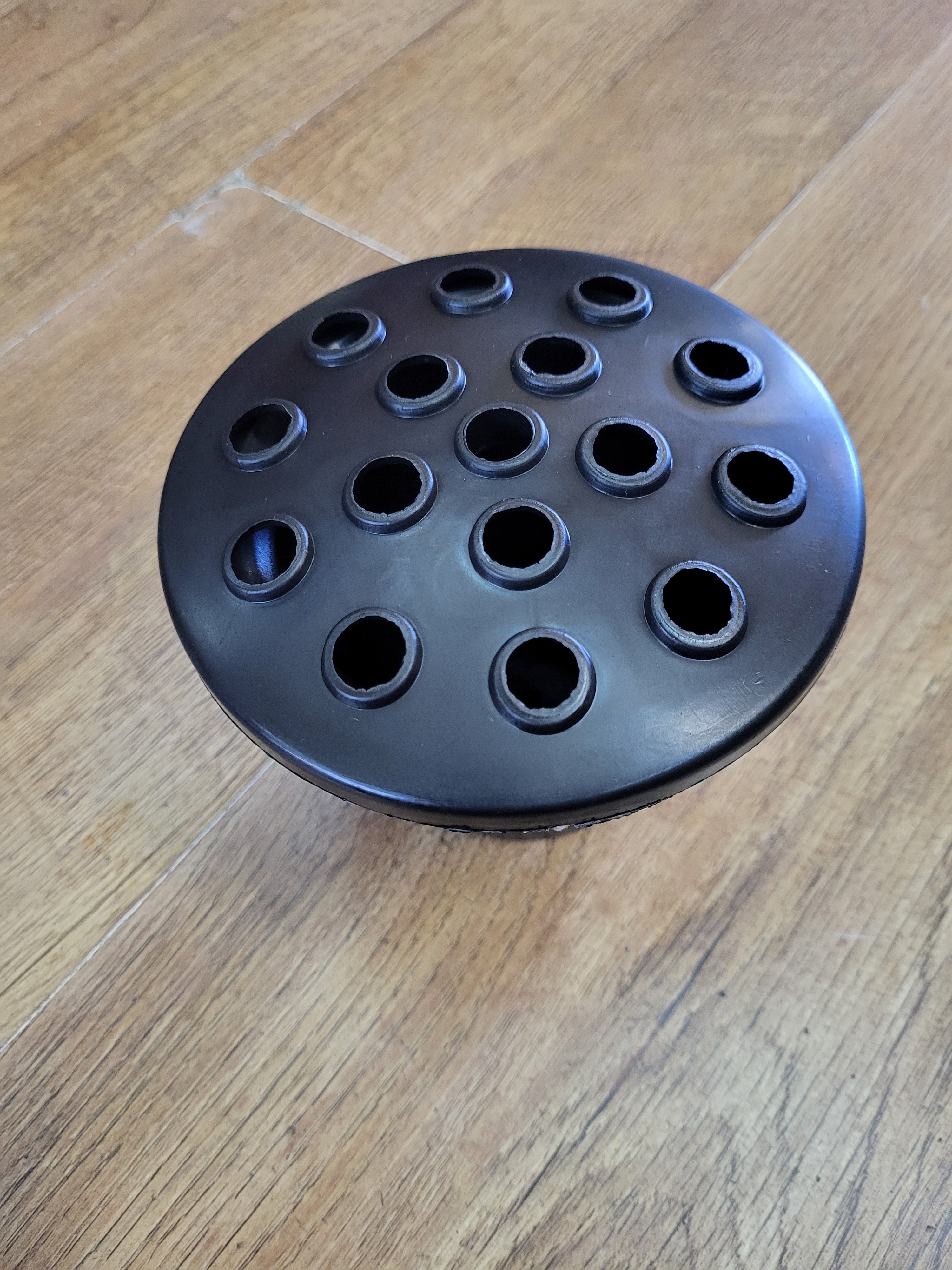 Bundle of 5 gravepots - black pot/black lid image 1