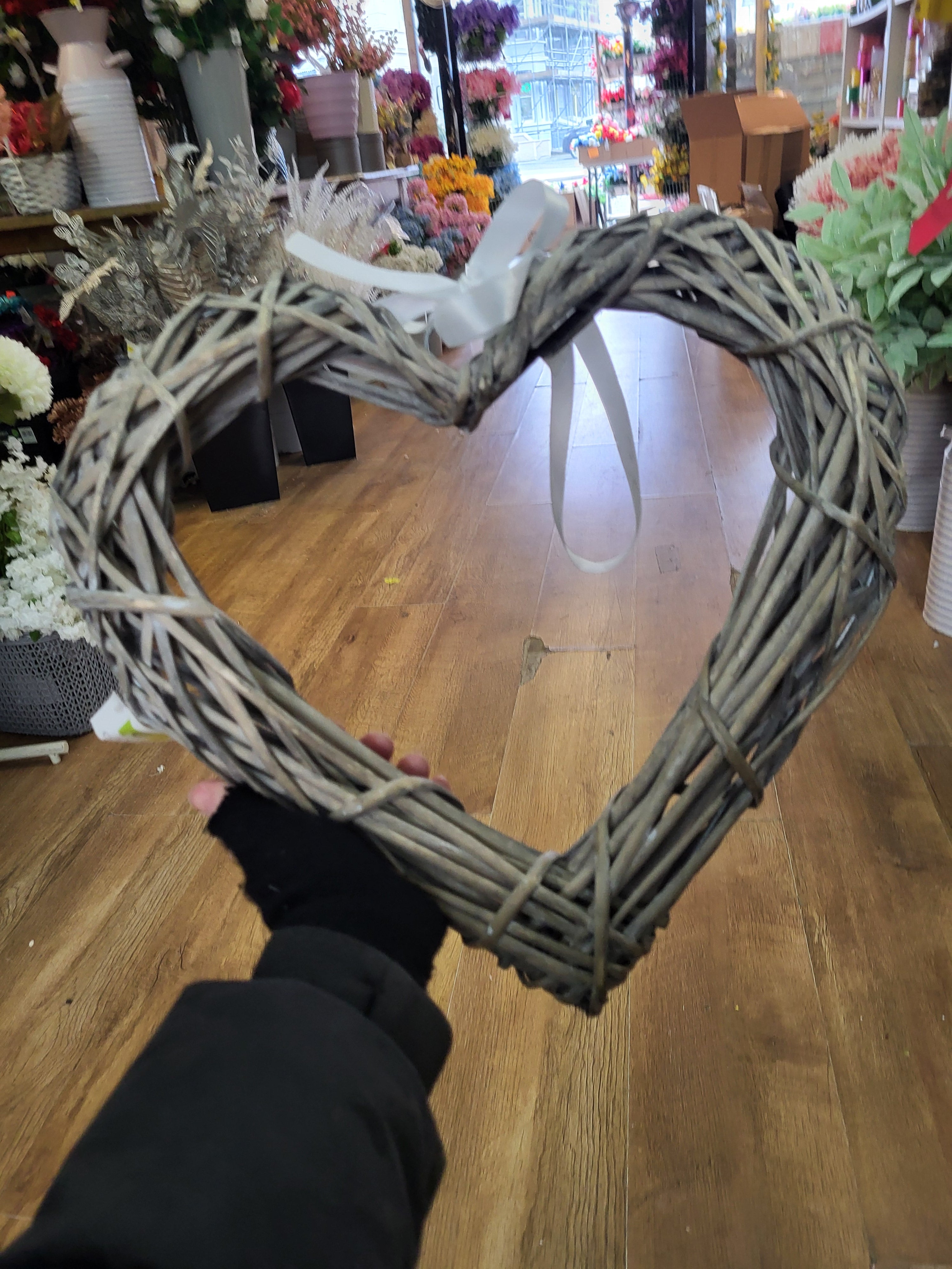 40cm grey wicker heart wreath image 1