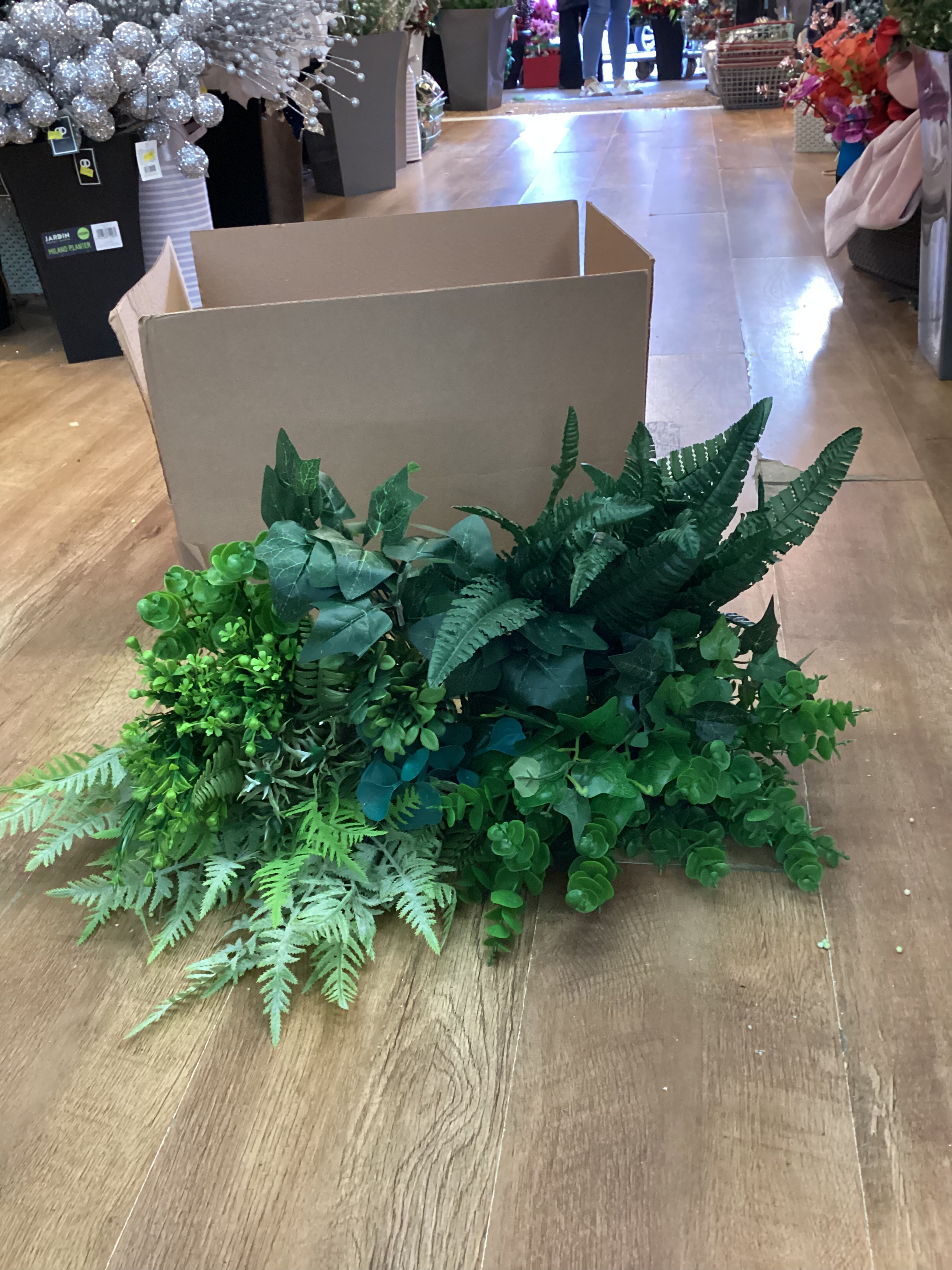 Greenery 1 - 20 mixed bunches image 0