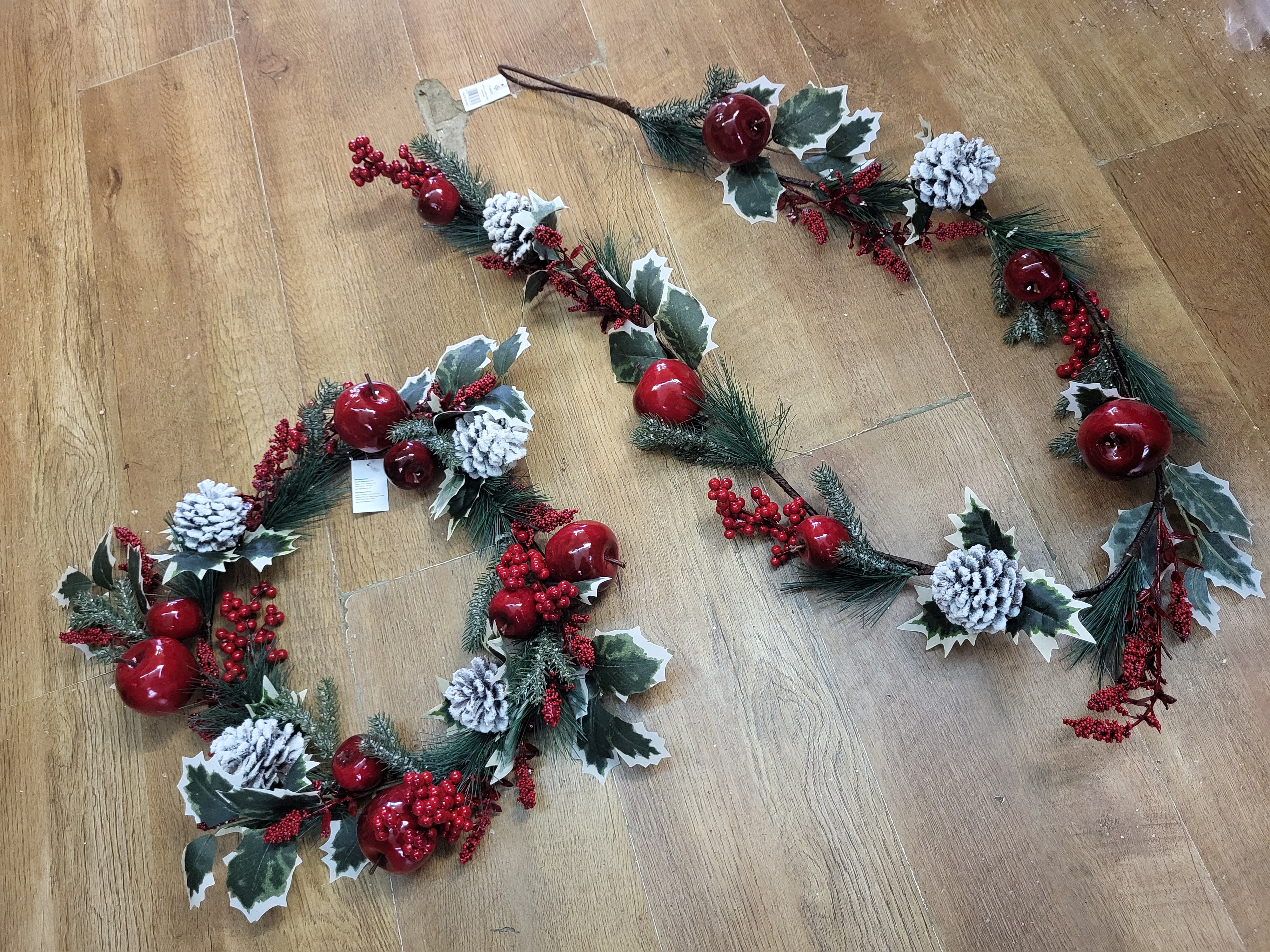 Bundle of our Deluxe frosted cone and fruits garland and wreath  image 0