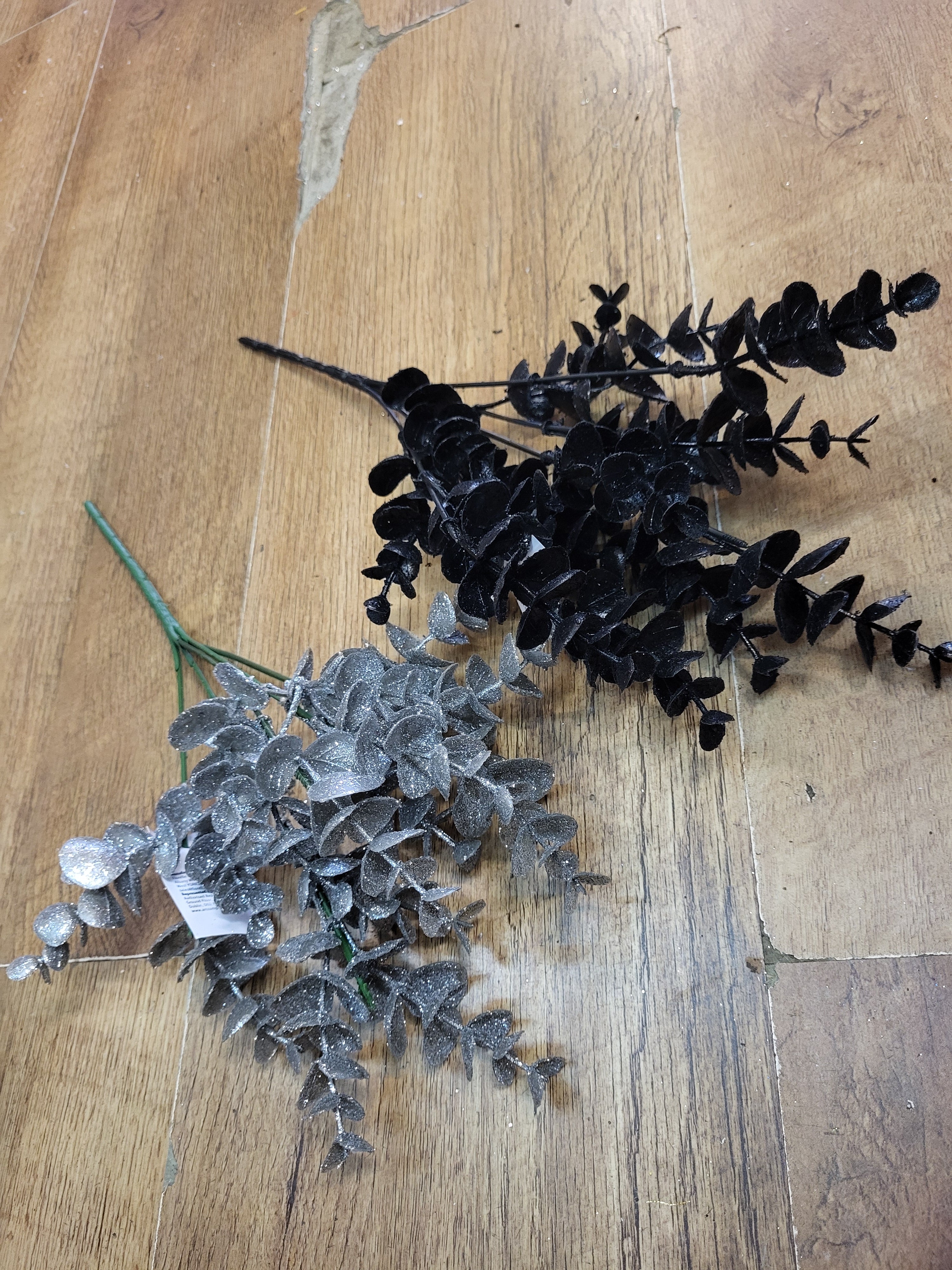 Glittered eucalyptus bunch  - 2 colours available image 0