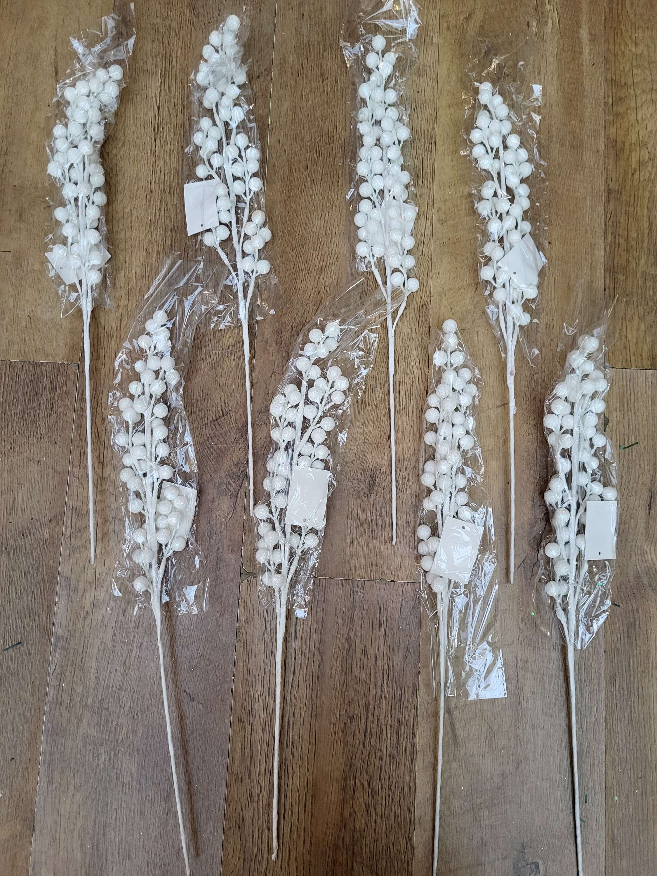 Bundle of 8 glittered white berry stems image 0