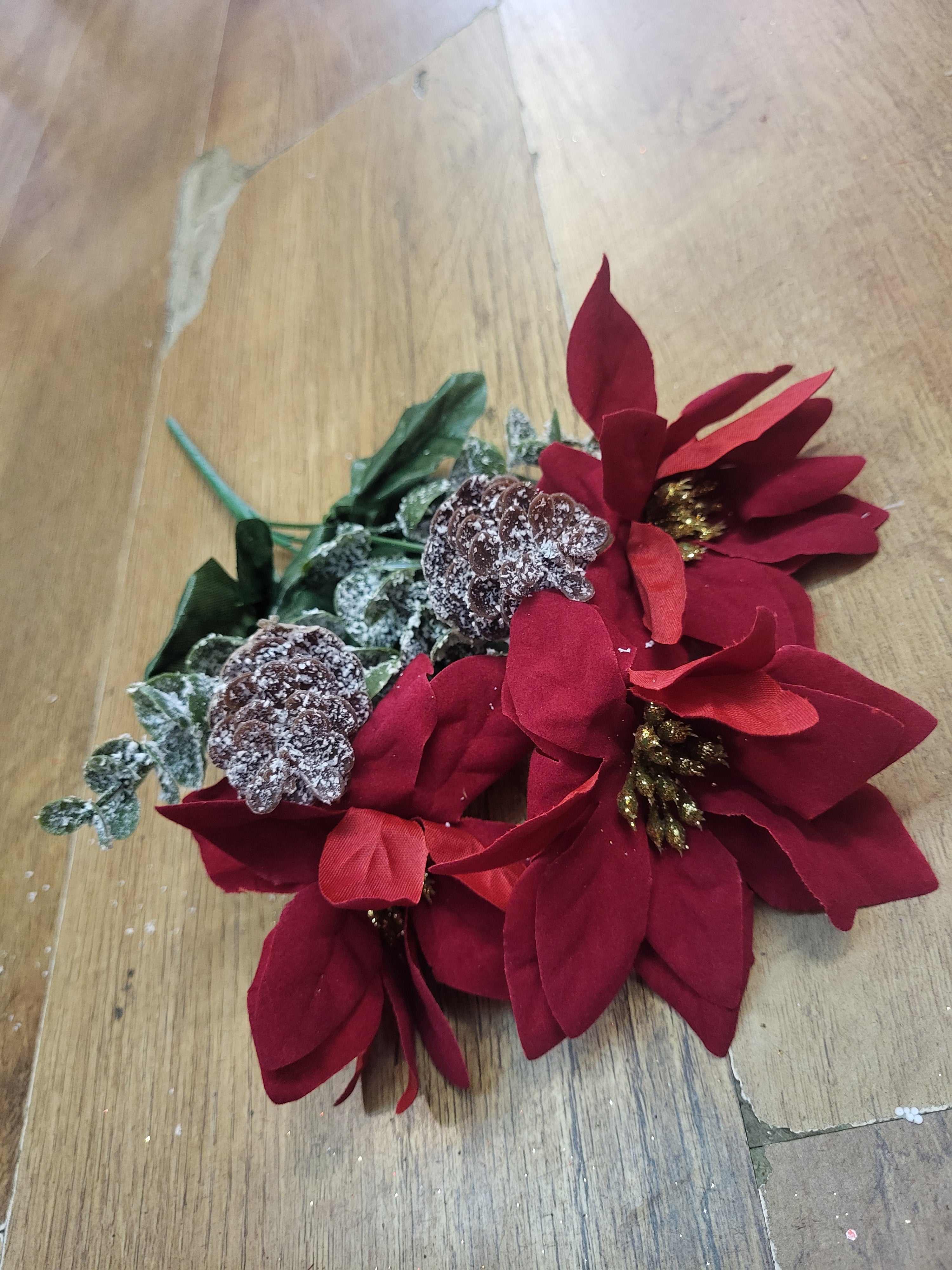 Poinsettia and frosted cone bunch  - 2 colours available image 1