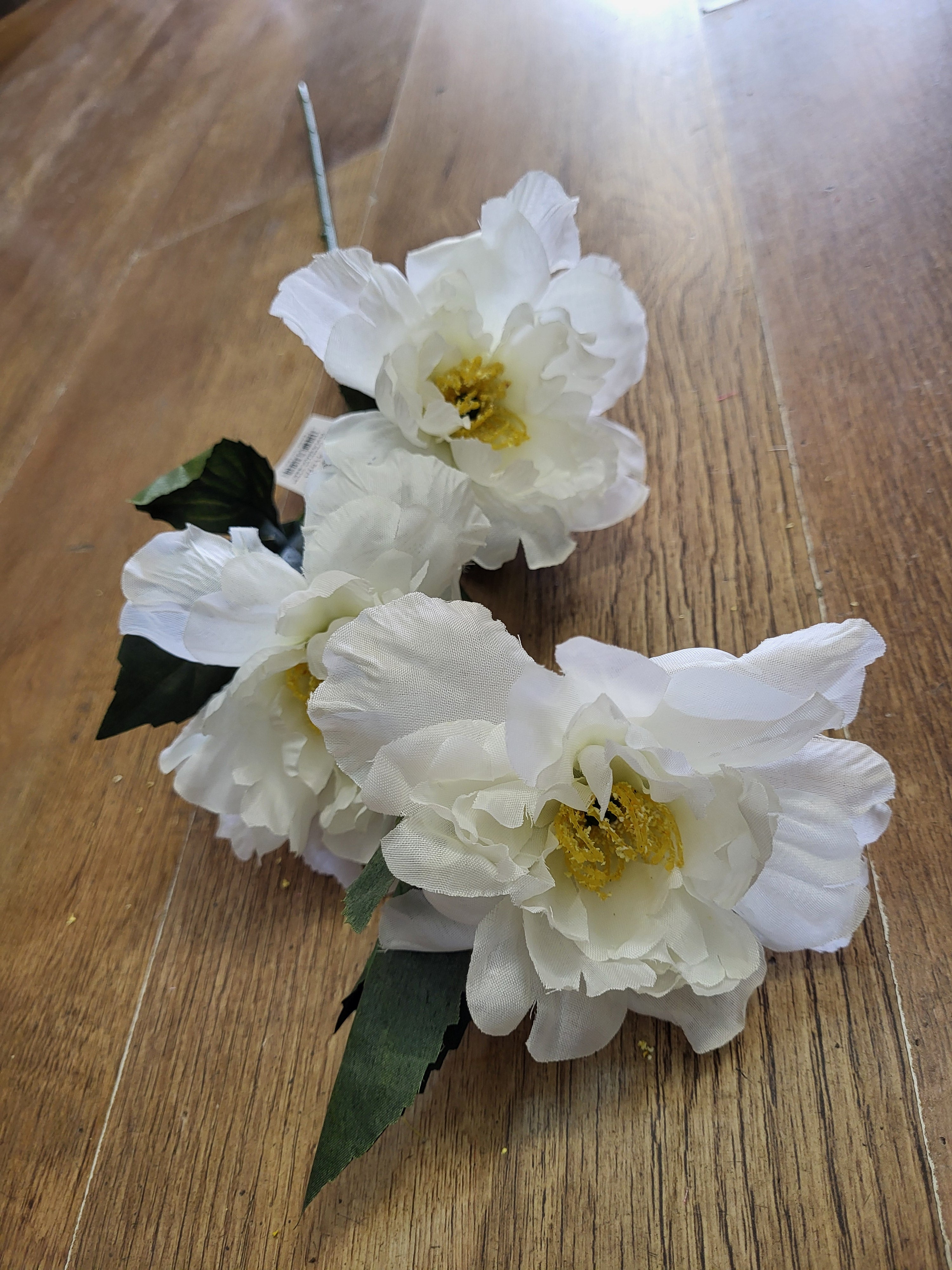 Long stem camelia - 3 colours available image 3