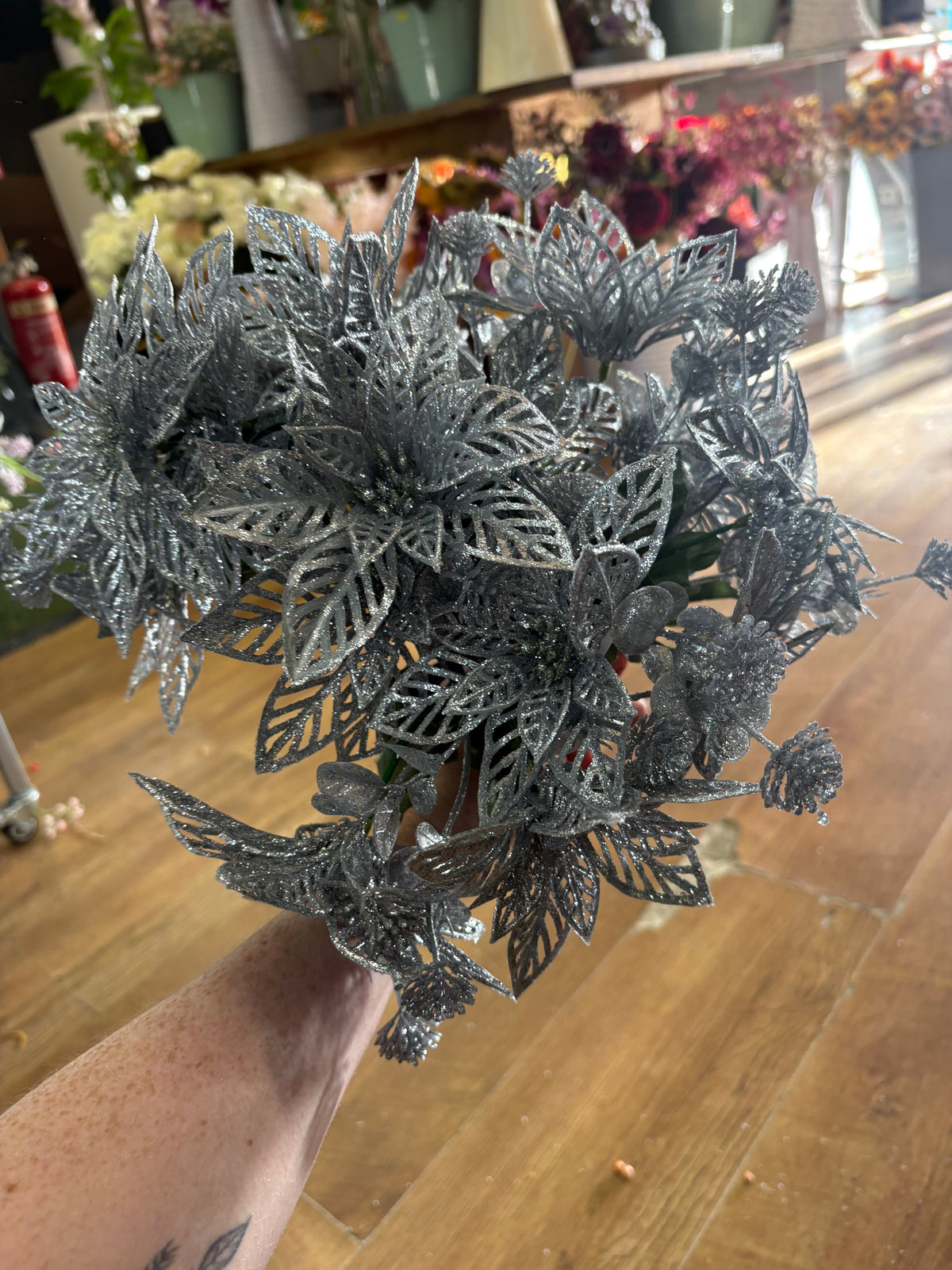 20 mixed silver Christmas bunches