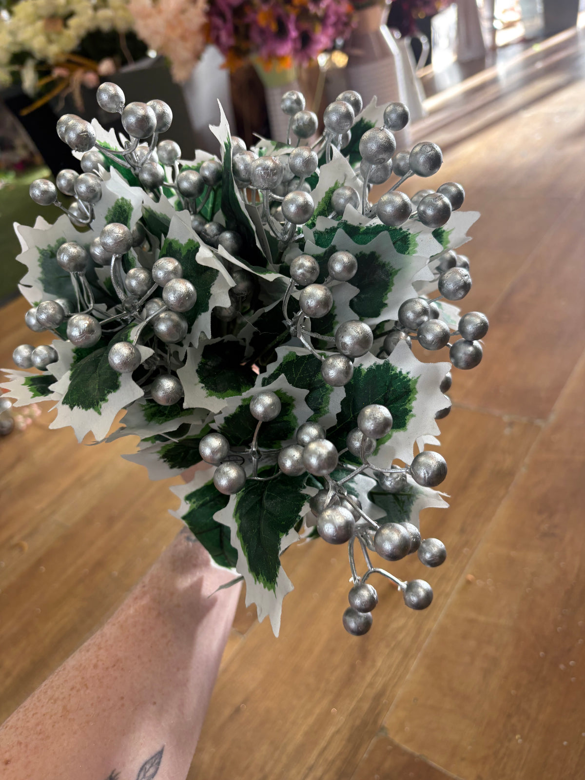 20 mixed silver Christmas bunches
