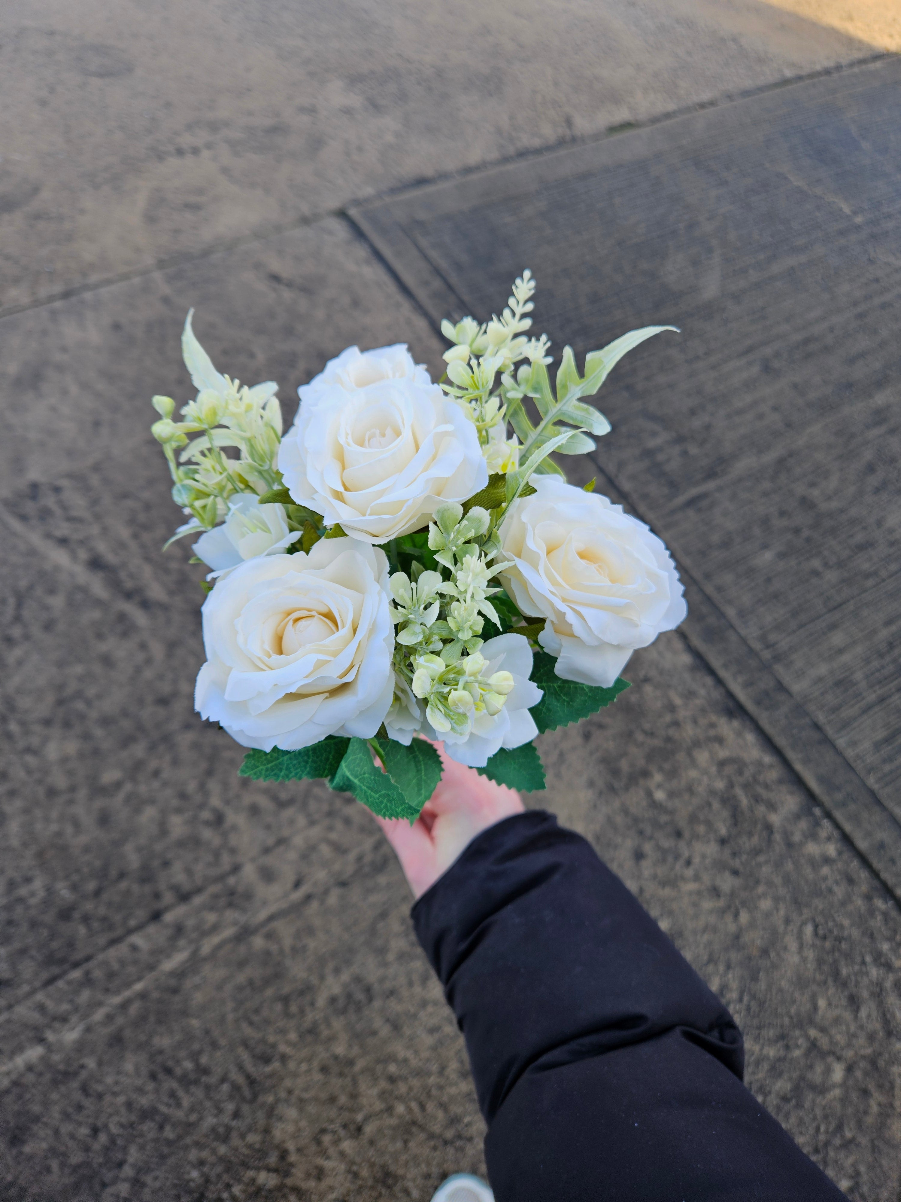 Ivory Mid Stem Bridesmaid Bouquet
